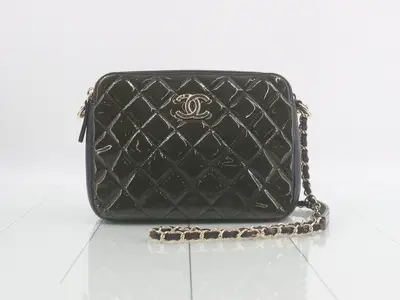 Matelassé Shoulder Bag