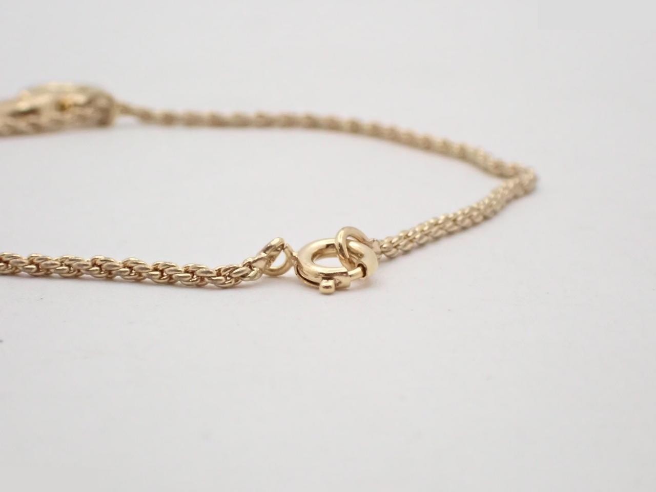 Other lines: Precious metal bracelets and bangles (metal), wrist circumference approximately 19 cm. — view 3