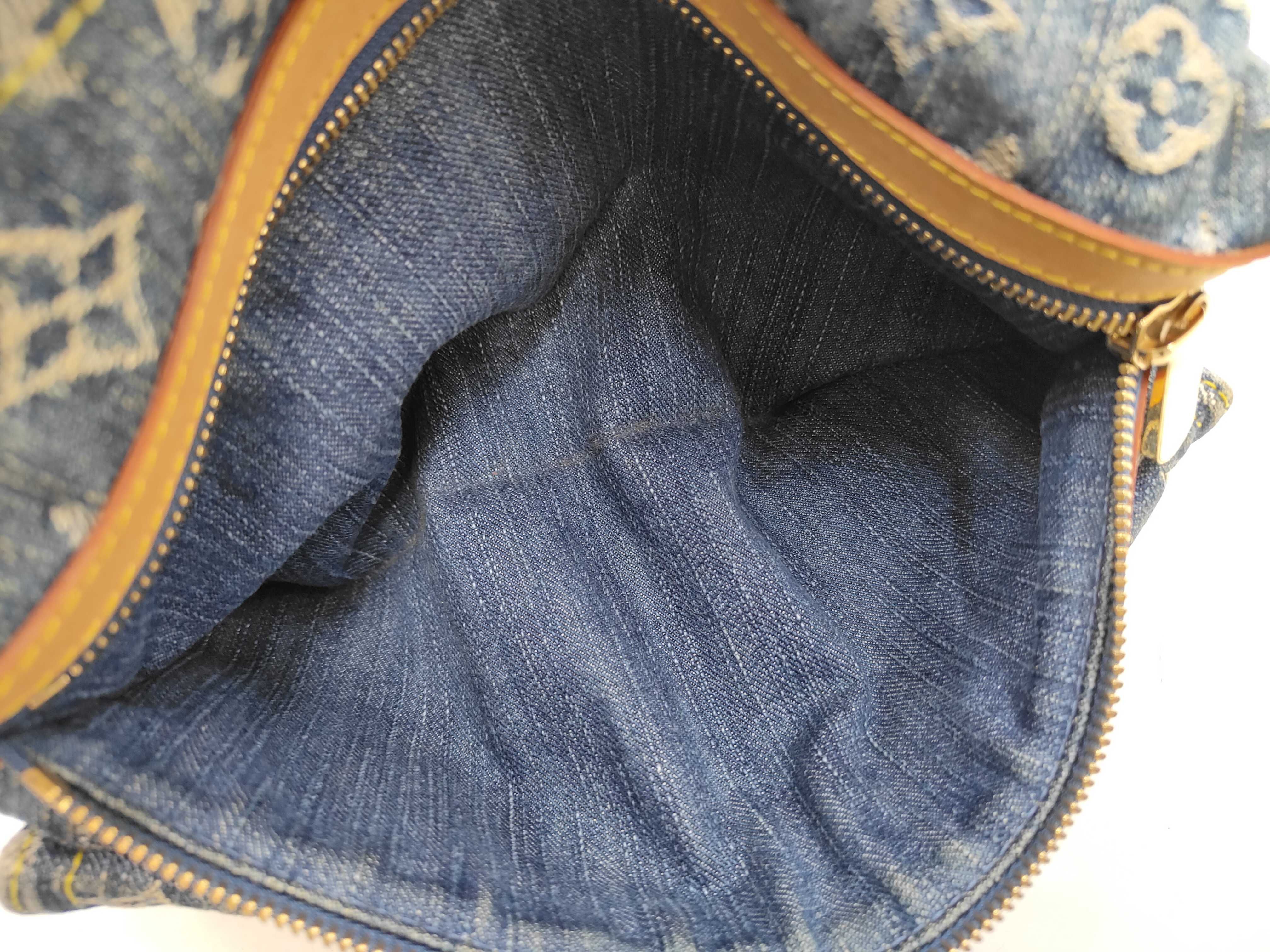 LV Denim Baggy PM Shoulder Bag — view 11