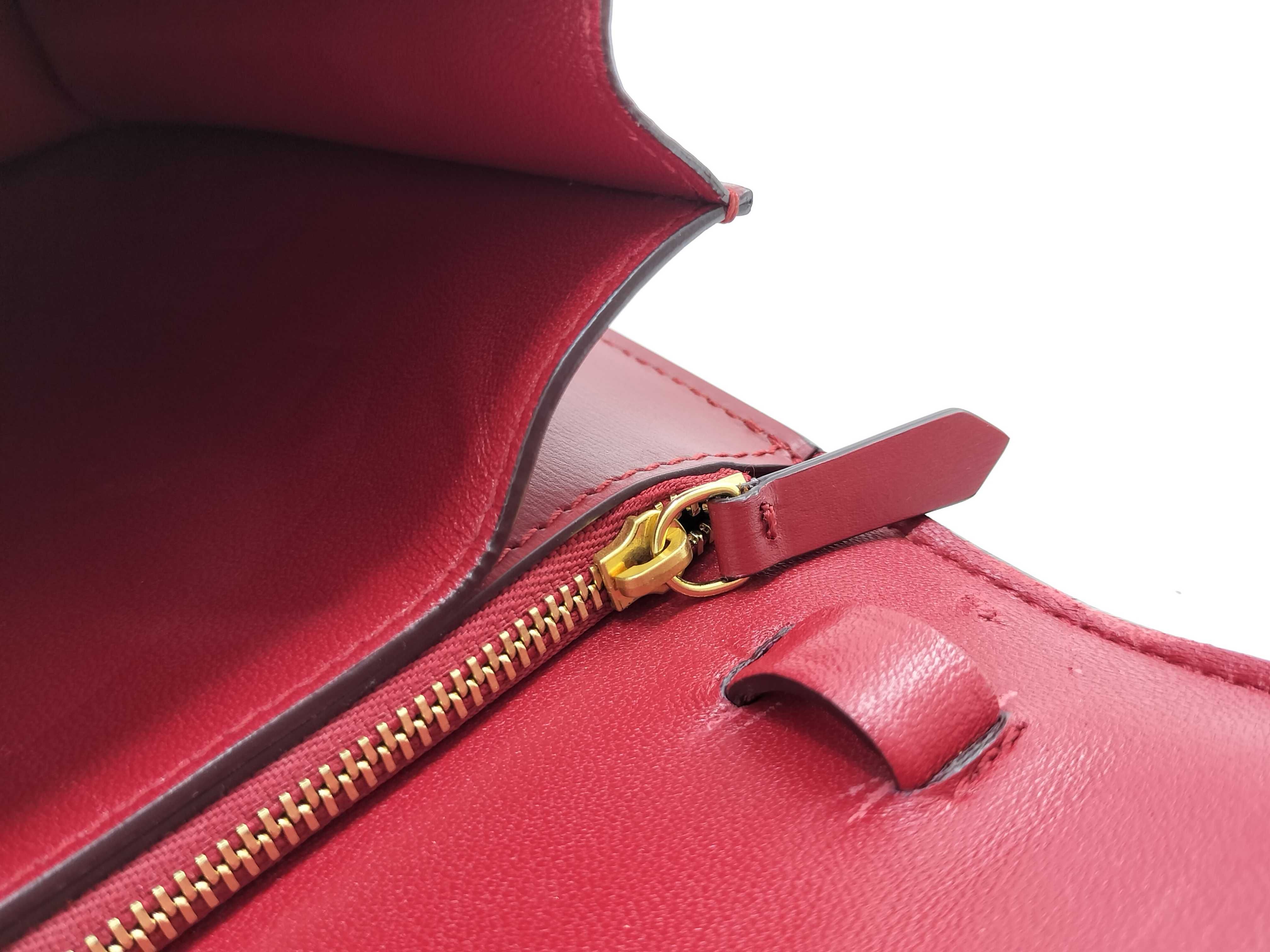 Classic Box Medium Shoulder Bag Clutch Bag — view 12