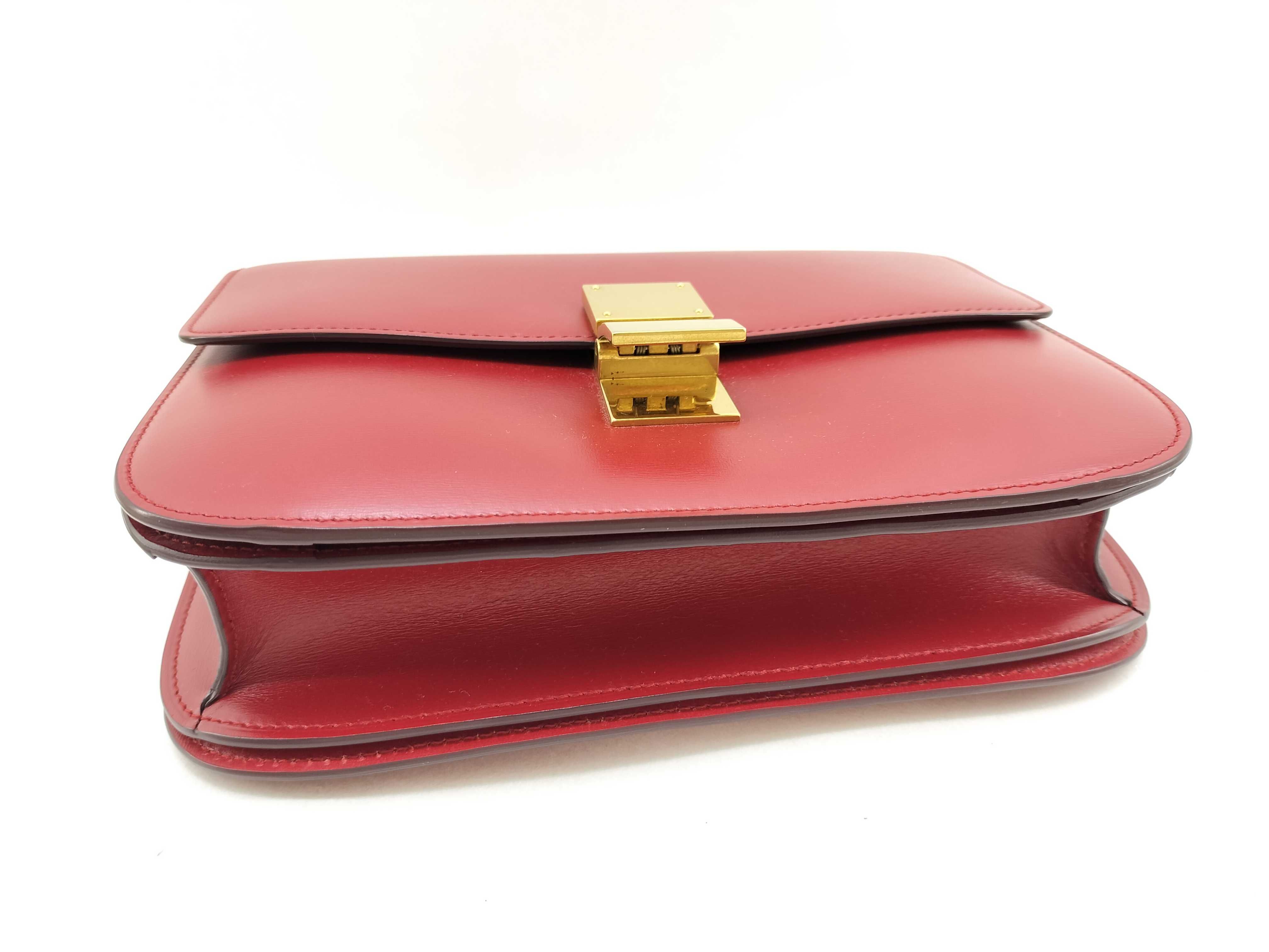 Classic Box Medium Shoulder Bag Clutch Bag — view 3
