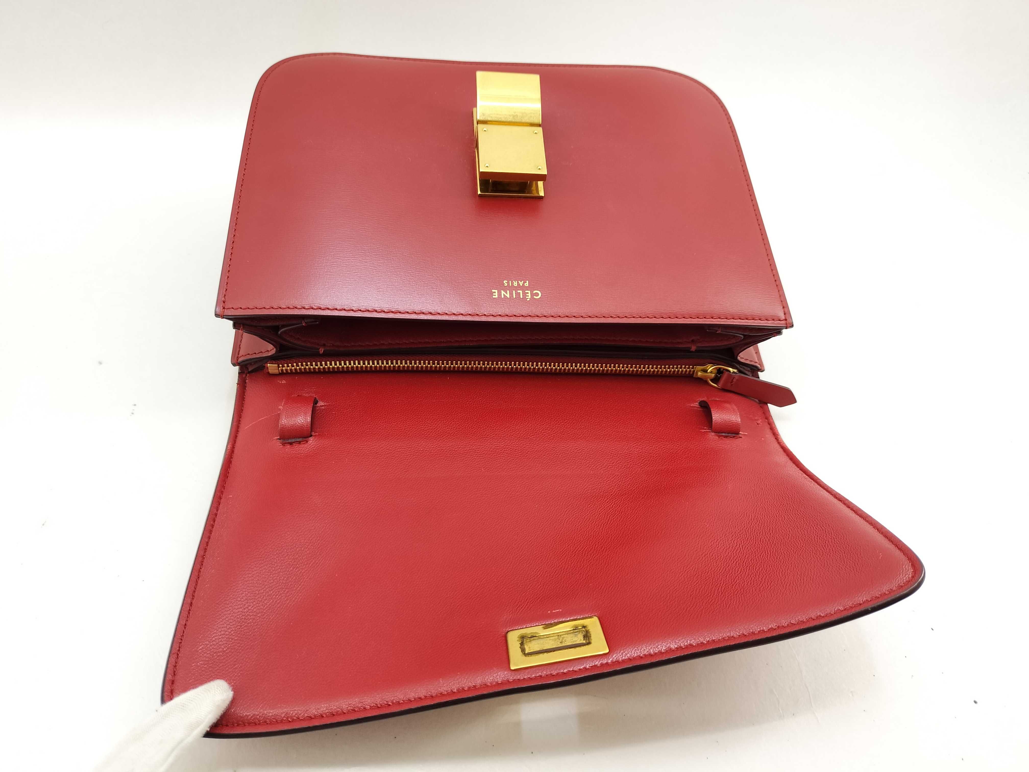 Classic Box Medium Shoulder Bag Clutch Bag — view 10