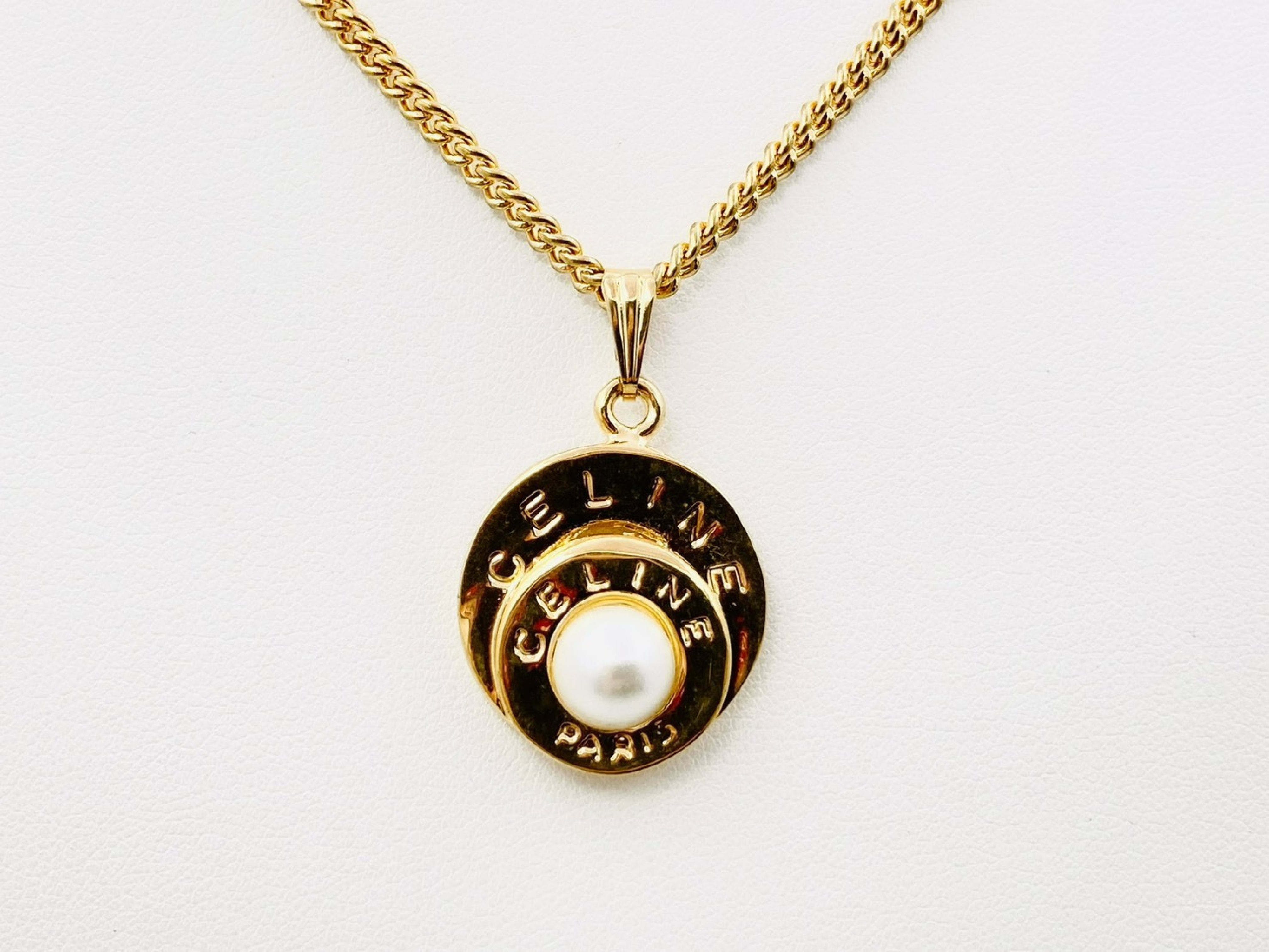 Logo Faux Pearl Double Round Circle Chain Necklace Gold Necklace