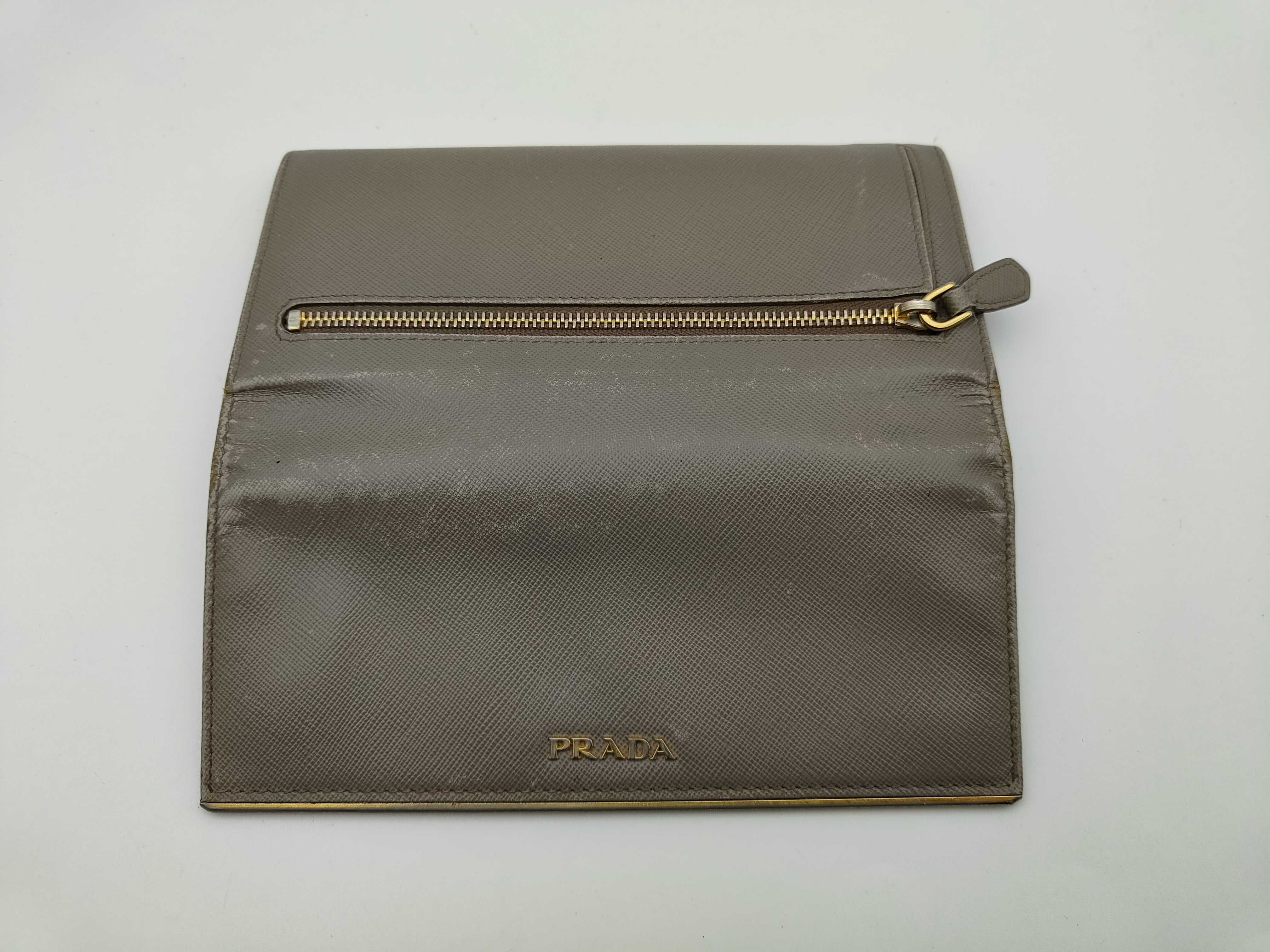 wallet — view 4