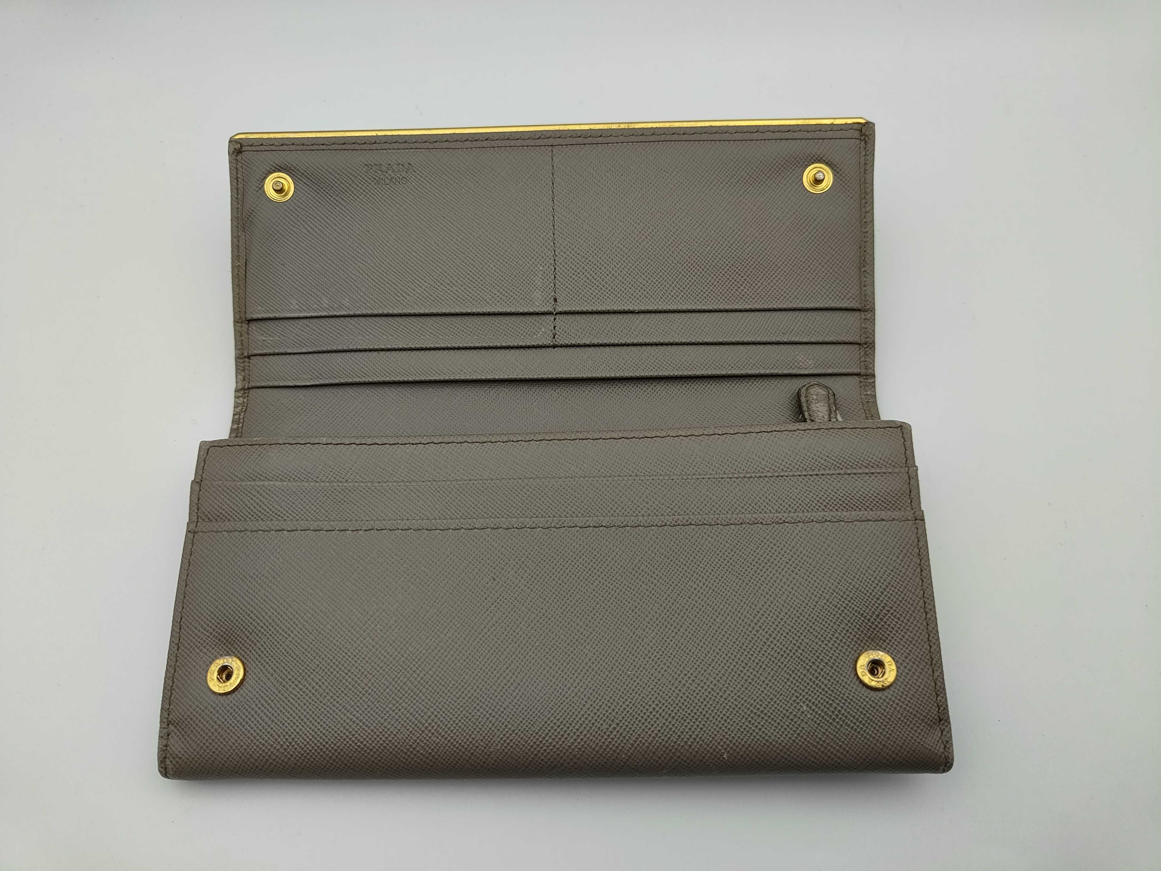 wallet — view 5