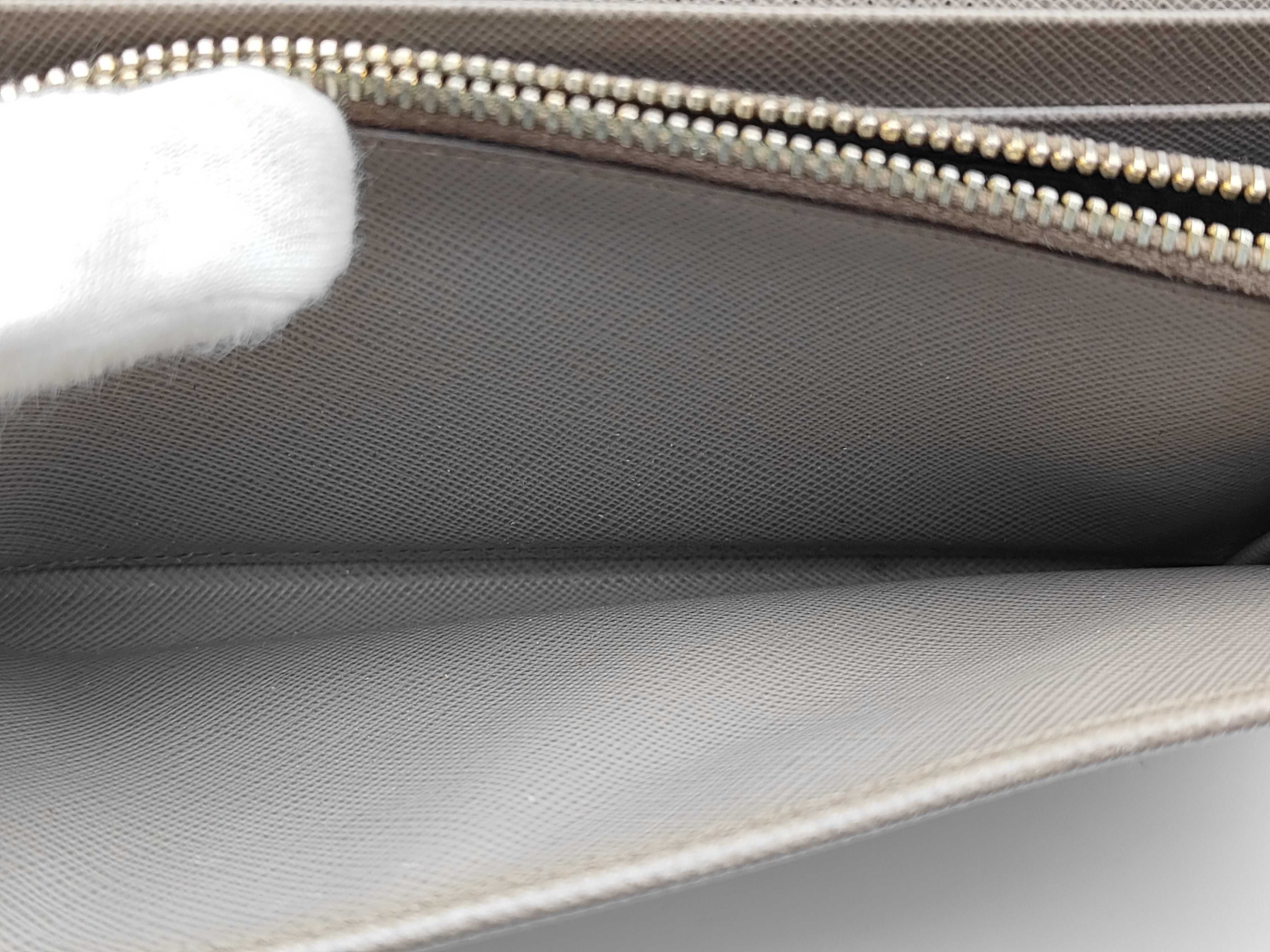 wallet — view 8