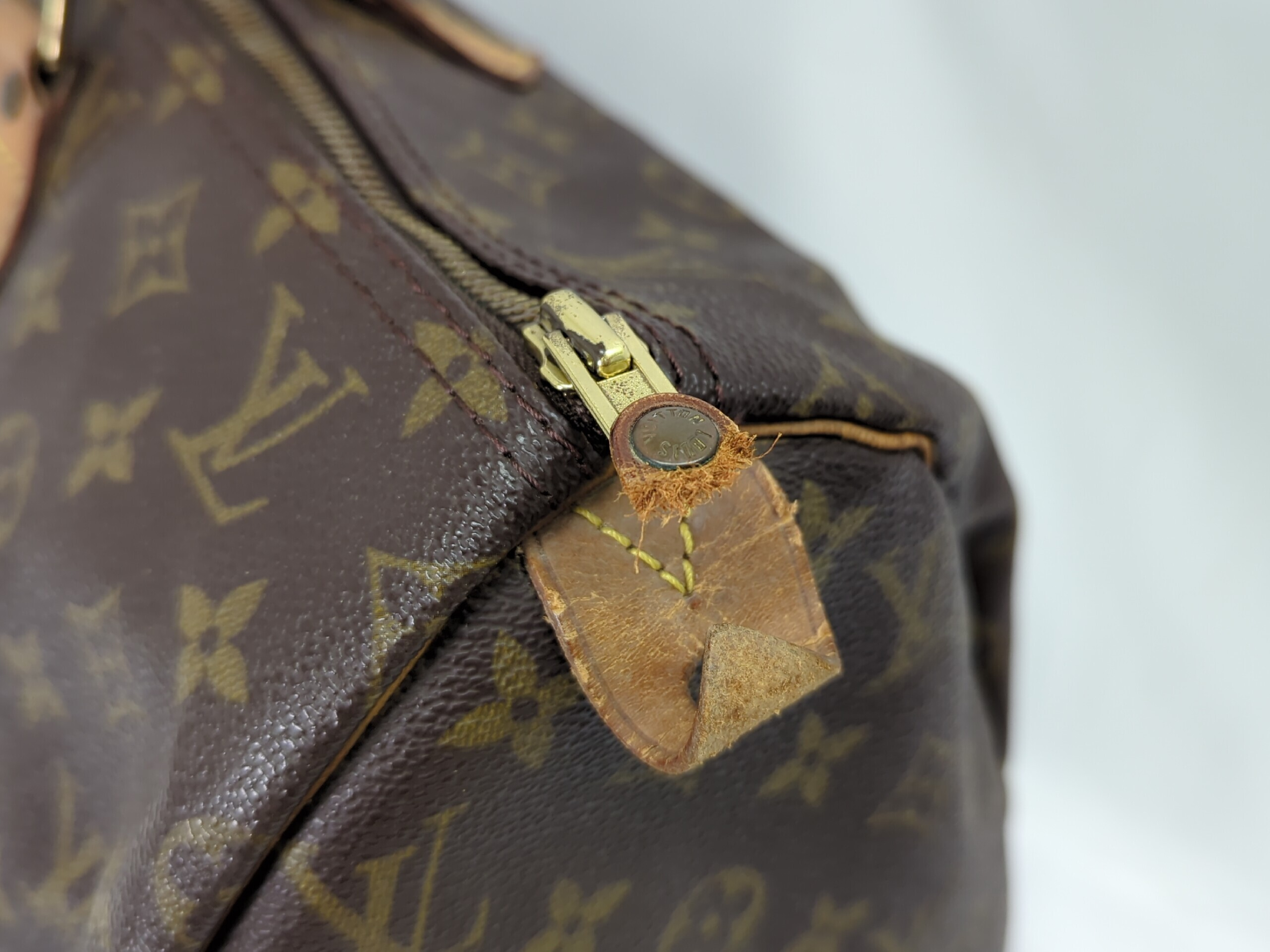 M41522 Monogram Speedy 40 Handbag — view 9