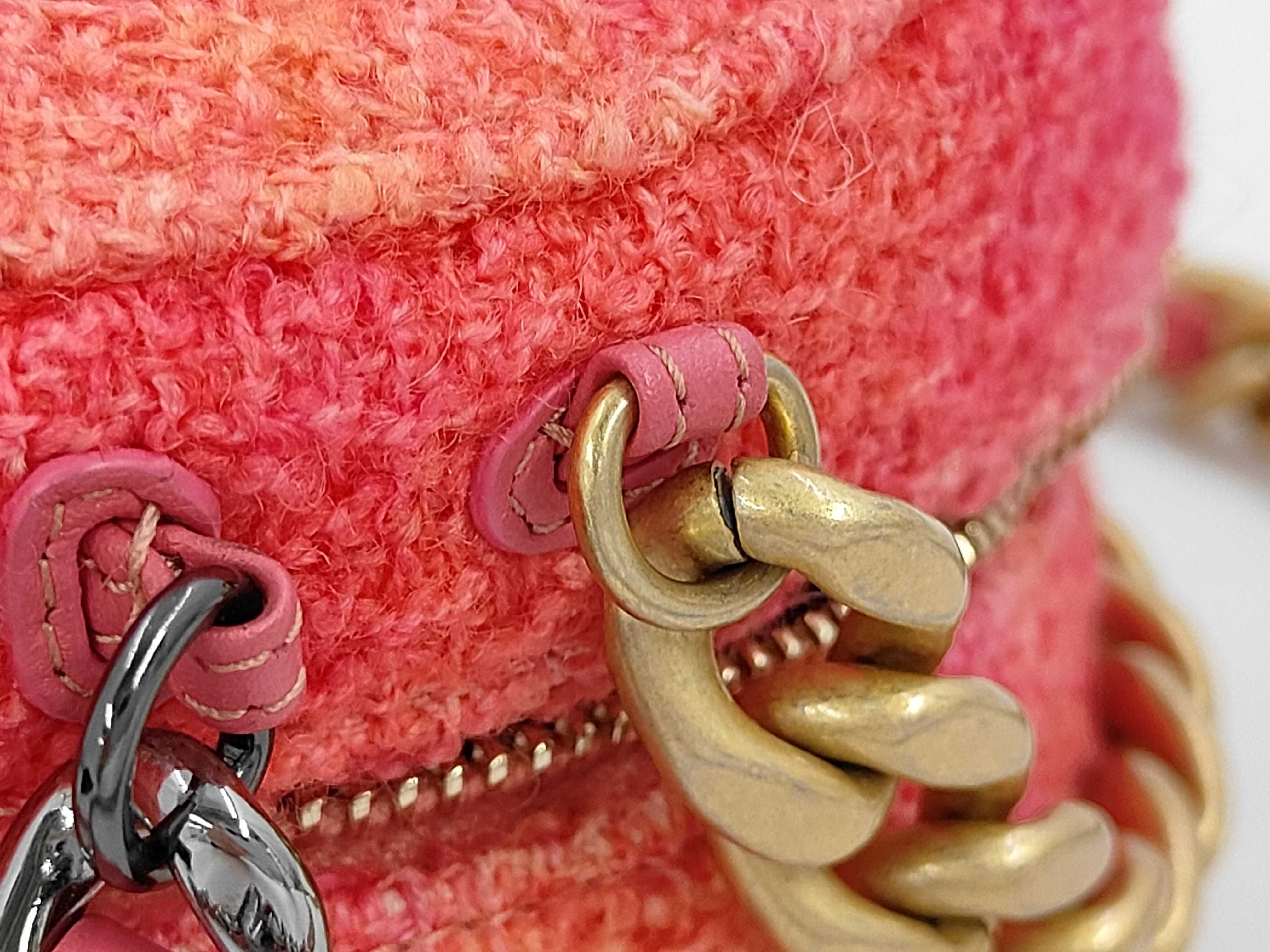 Chain Bag 19 Bag Gold Button Shoulder Bag — view 7