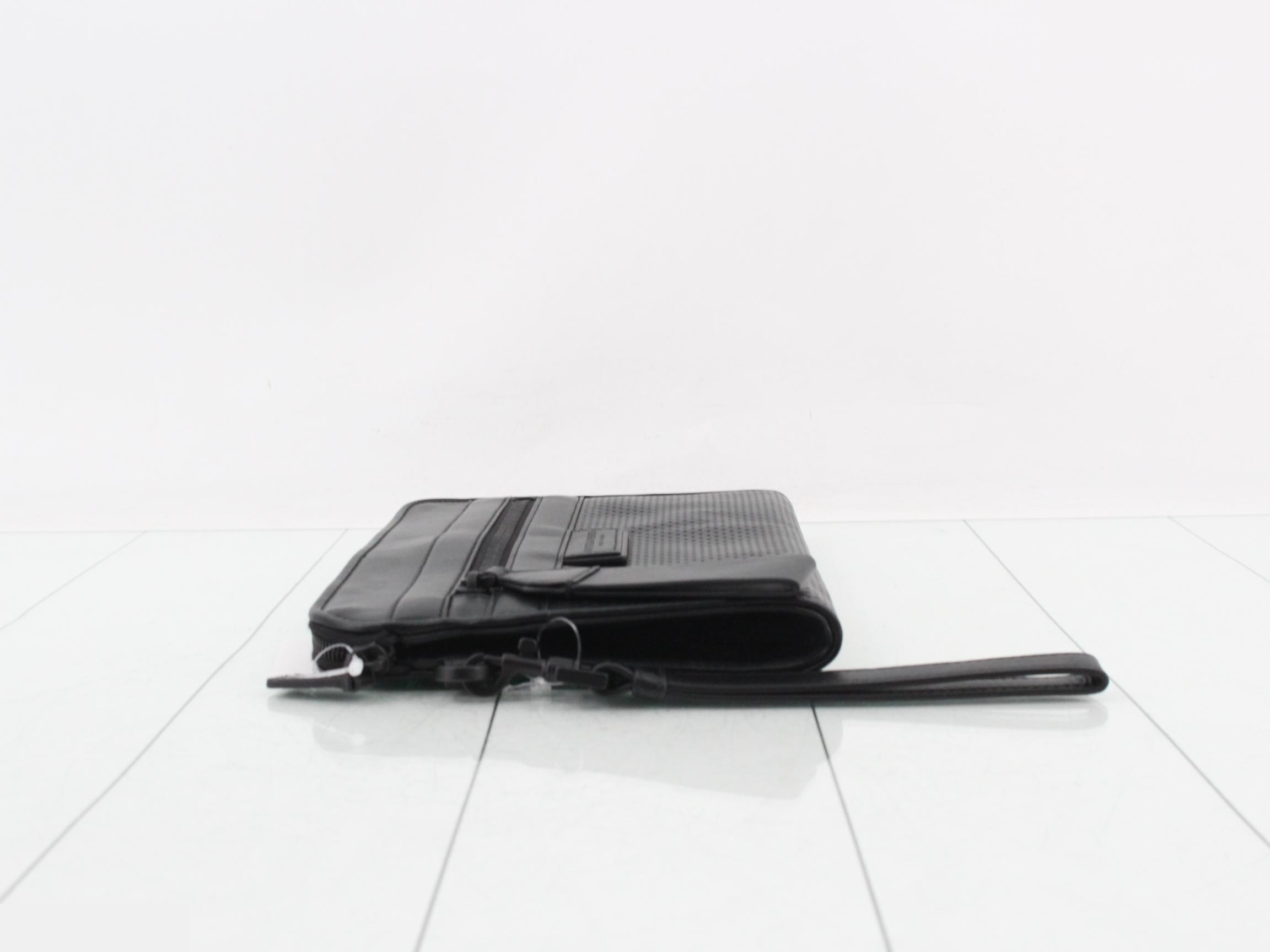 Leggero Clutch Bag, Leather, Black — view 4