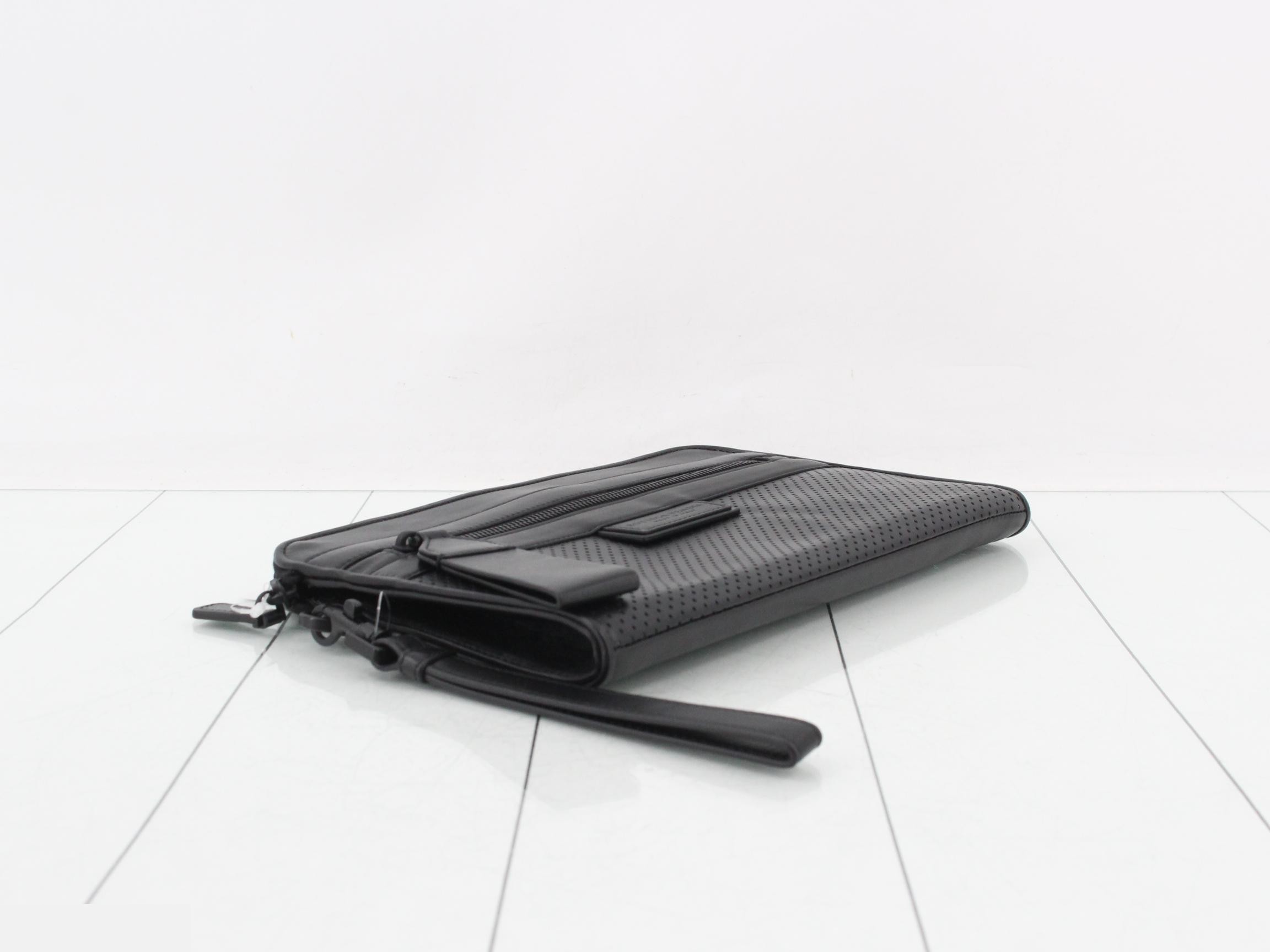 Leggero Clutch Bag, Leather, Black — view 5