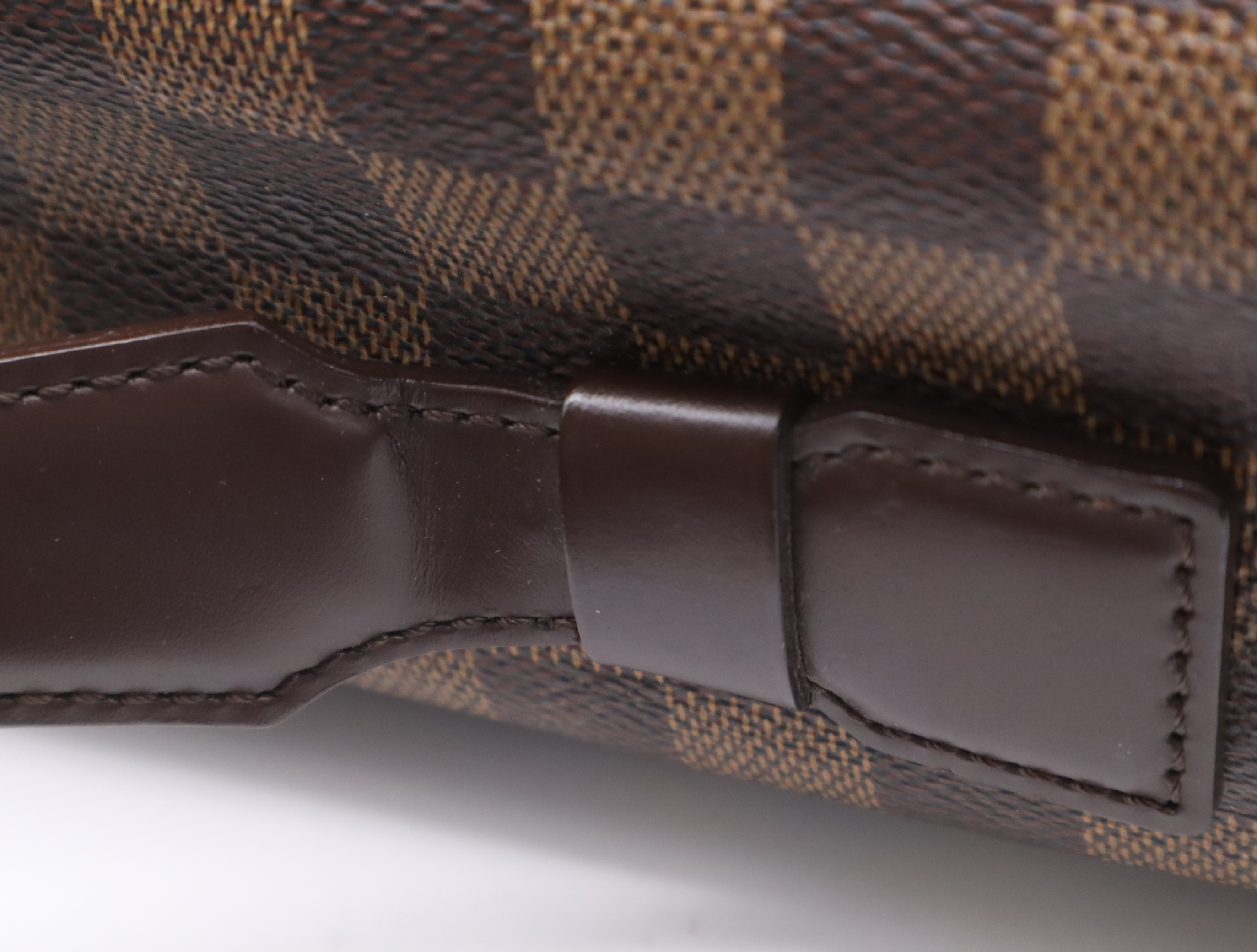 N42270 Damier Broadway Shoulder Bag — view 10