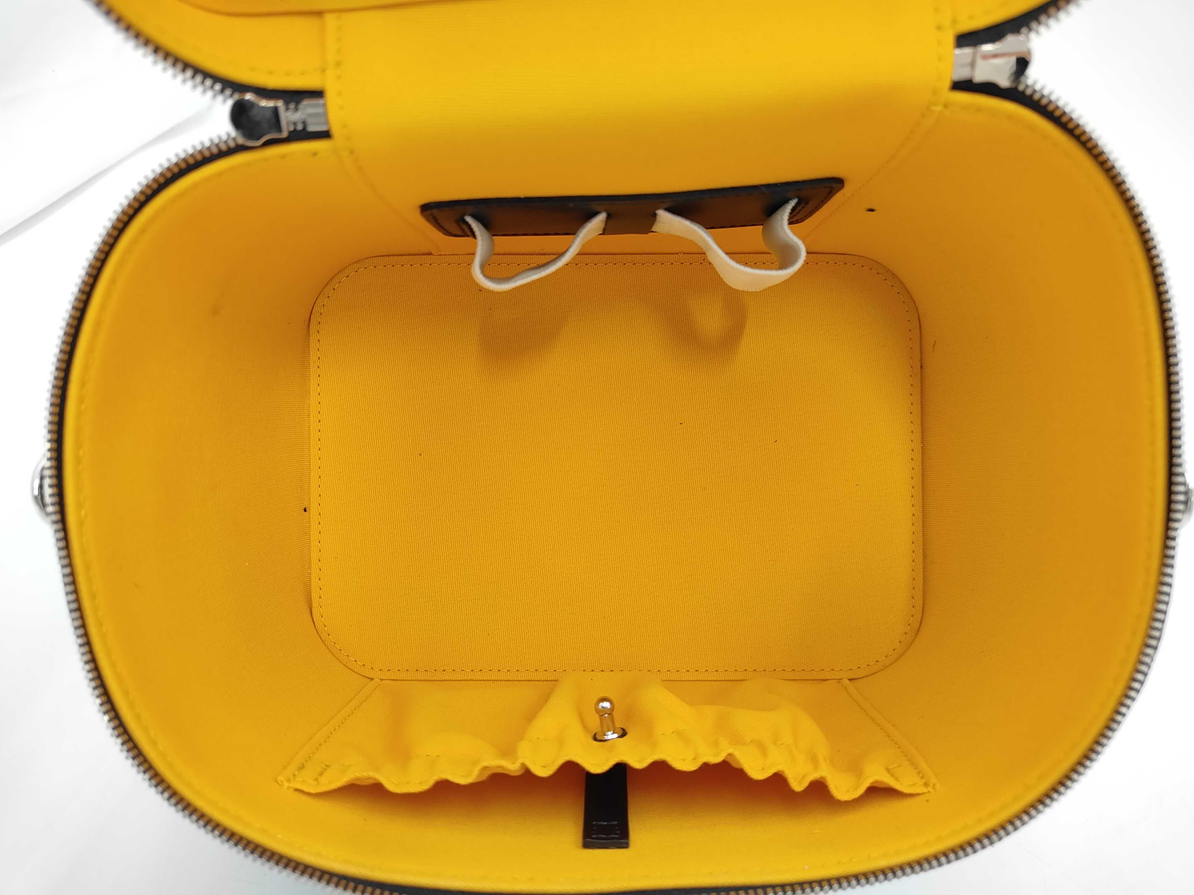Muse Vanity Bag — view 8