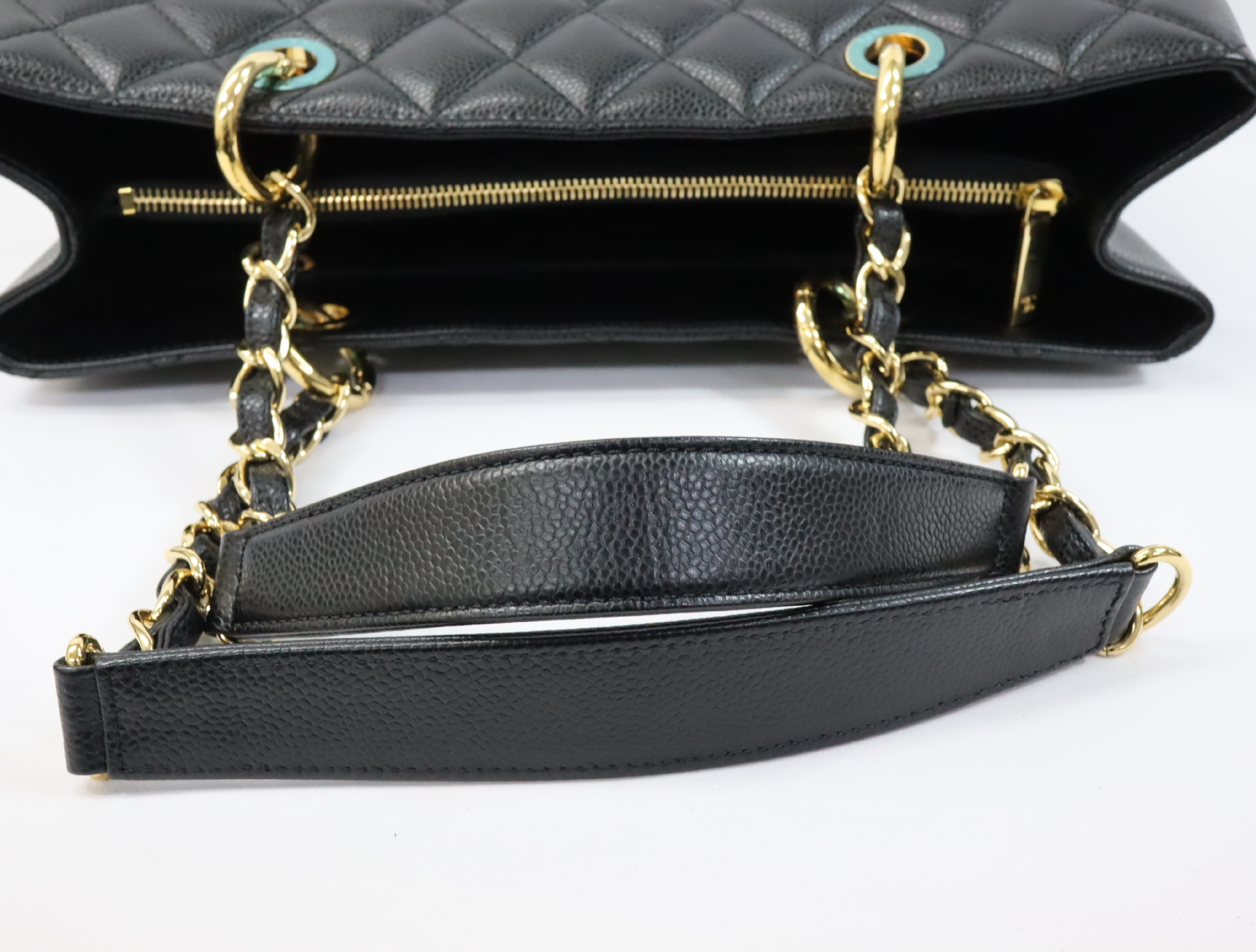 GST Caviar Skin Chain Tote Bag, Black, Serial Number 19, Gold Hardware, A50995 Tote Bag — view 10