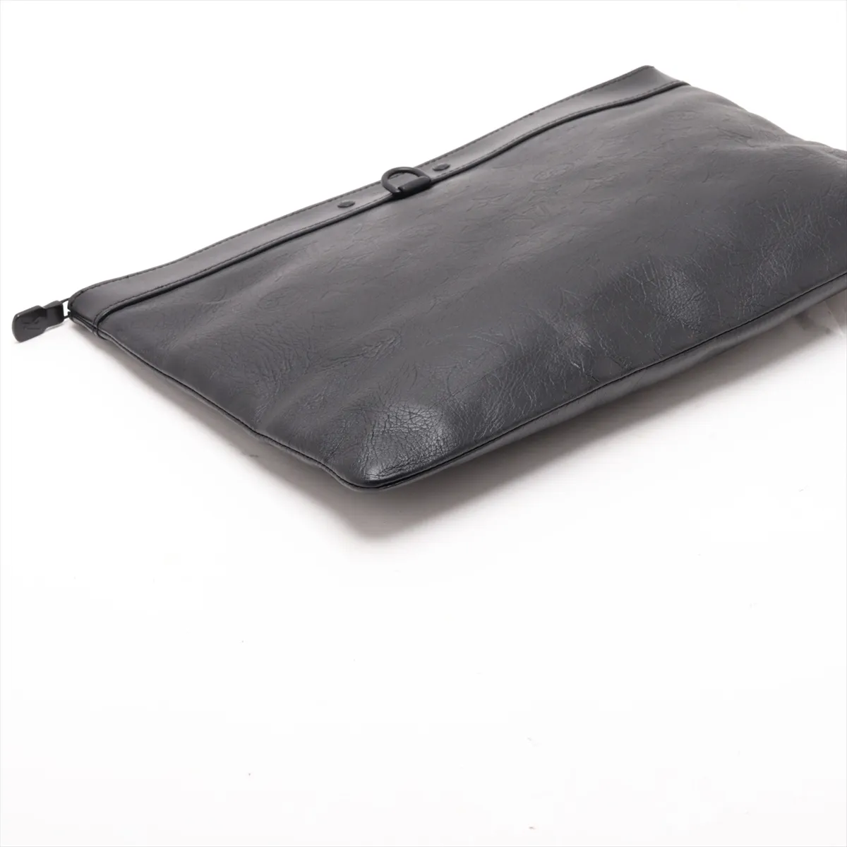 Monogram Shadow Pochette Discovery M62903 UB1109 Black — view 4