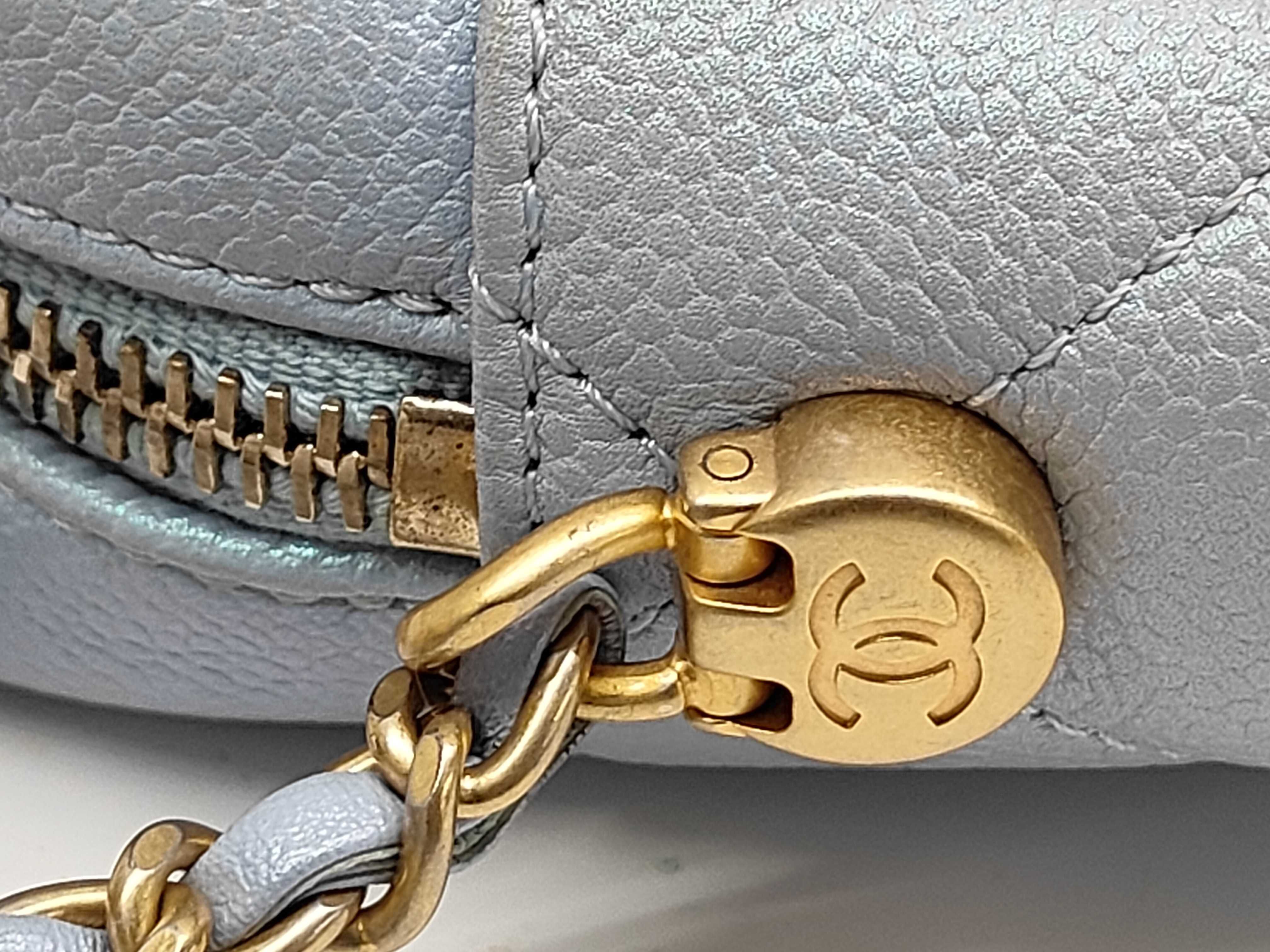 Matelassé (Bag) Matelassé Caviar Skin Coco Mark Chain Shoulder Bag — view 11