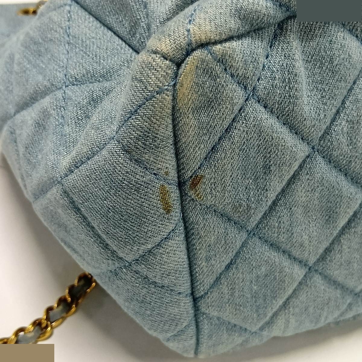 Matelassé denim x leather shoulder bag, chain shoulder bag, drawstring bag — view 11