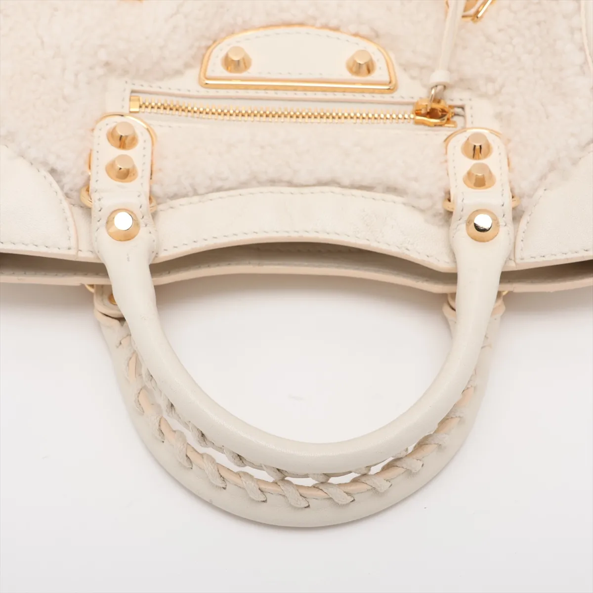 Classic Metal Edge City Shearling x Lambskin x Leather 2-Way Handbag White 390160 with Mirror — view 5