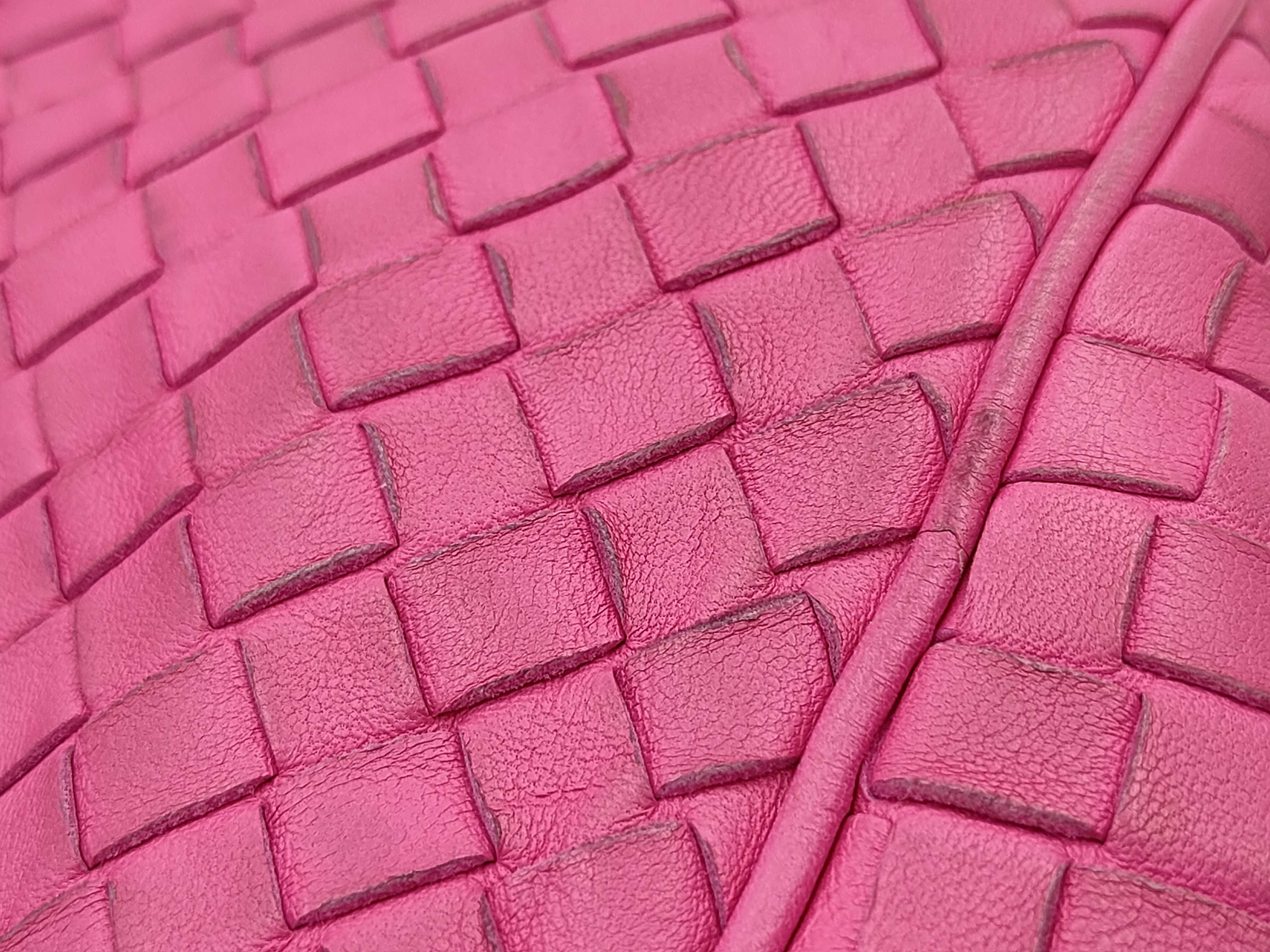 Intrecciato Pink Shoulder Bag — view 13