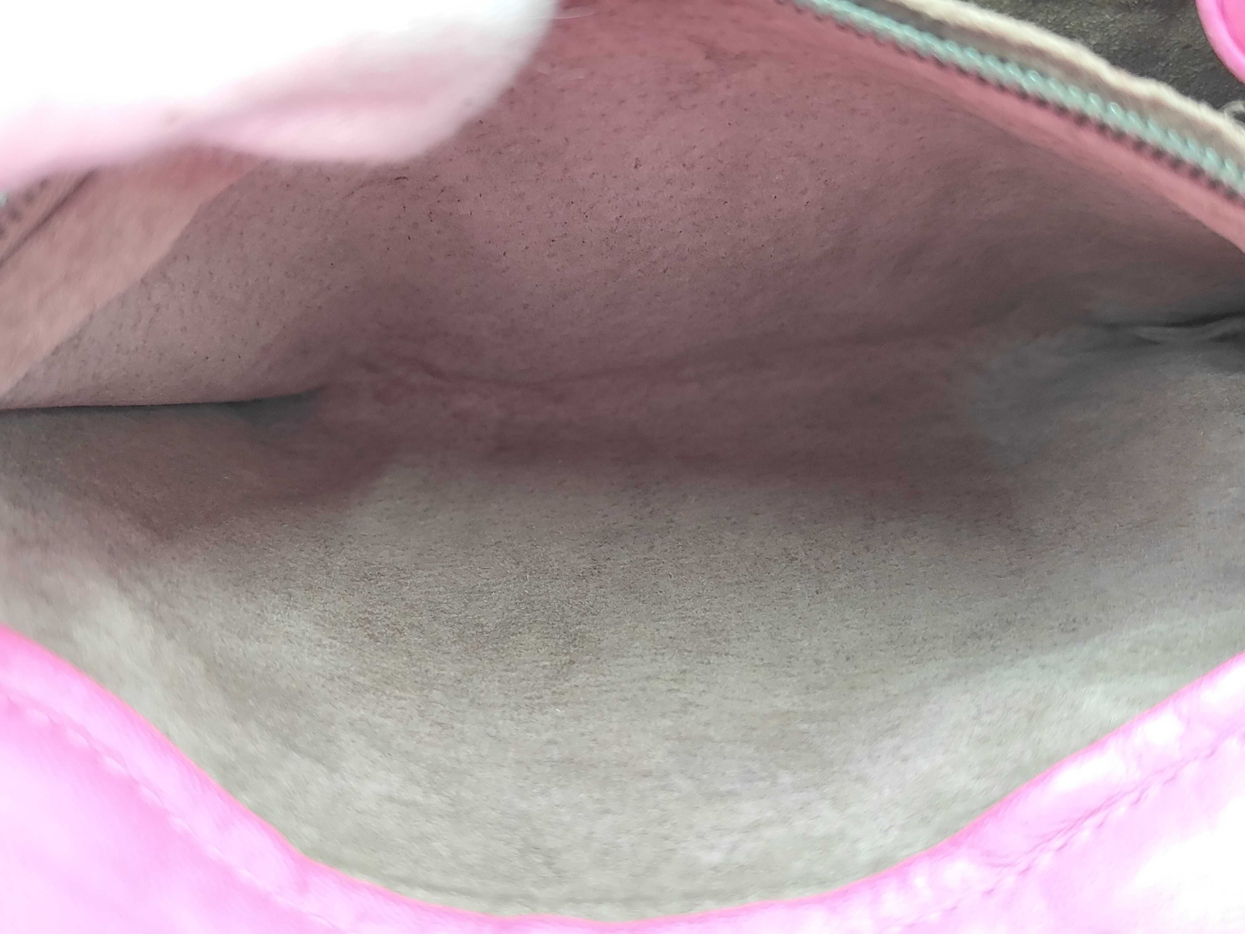 Intrecciato Pink Shoulder Bag — view 10