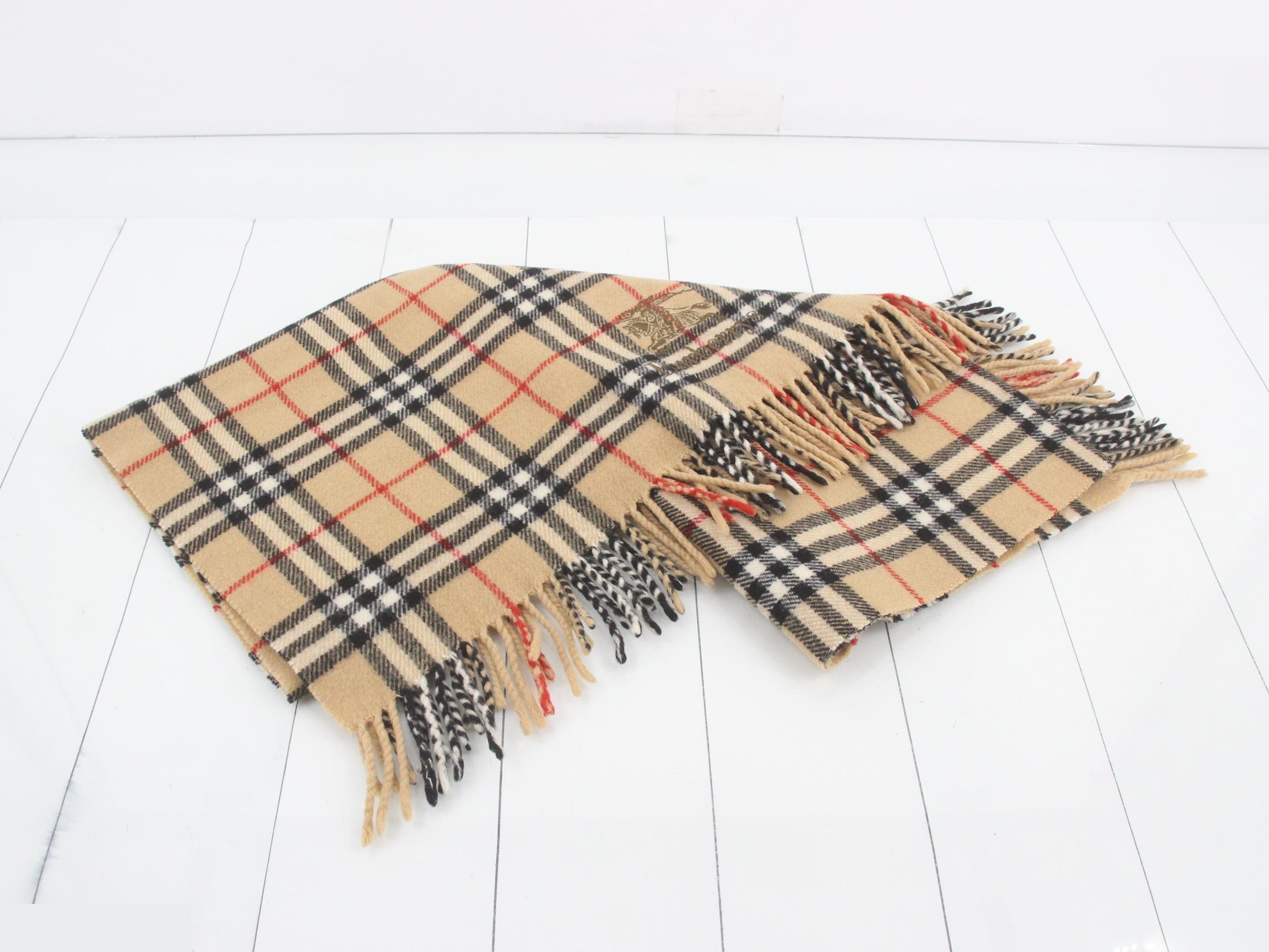 Lap blanket, Nova check pattern, scarf, shawl — view 3