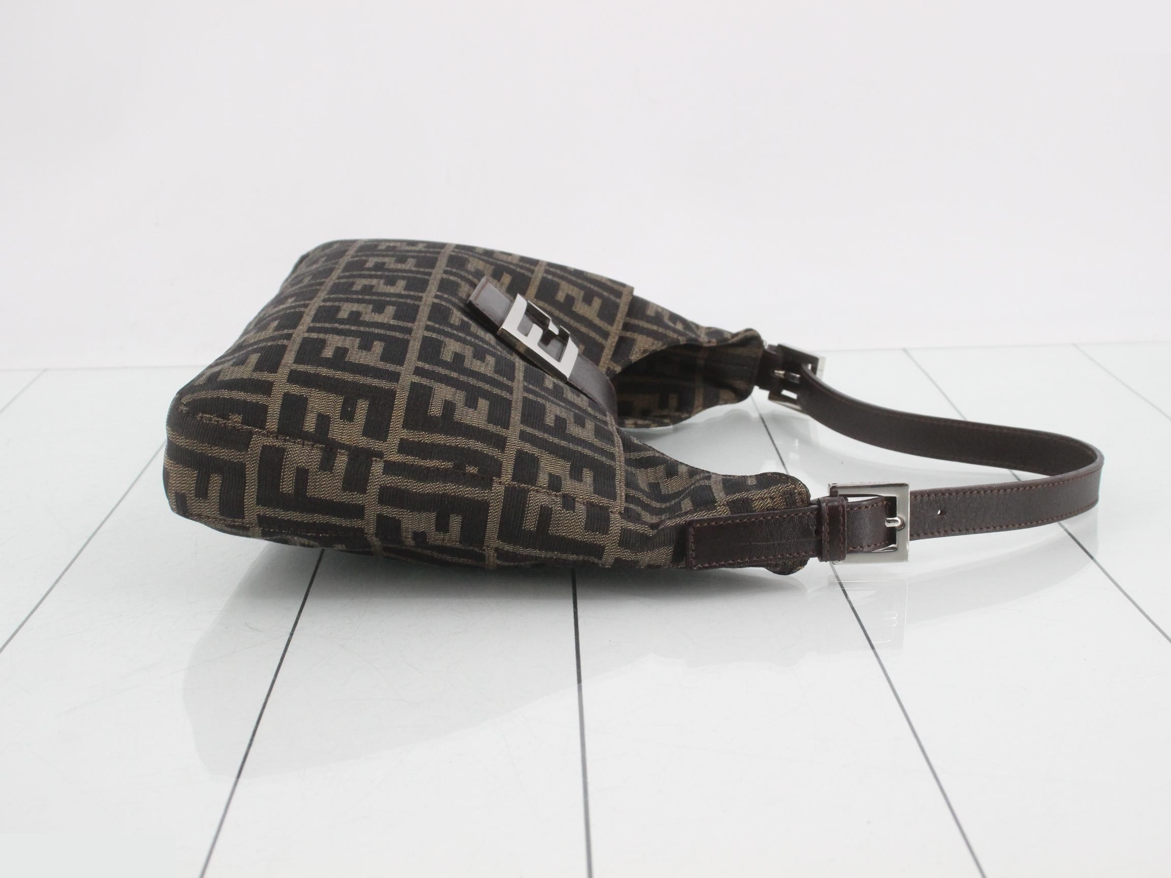 ZUCCA Bucket Hobo, Brown, with storage bag, 29 x 18 x 4 cm — view 3