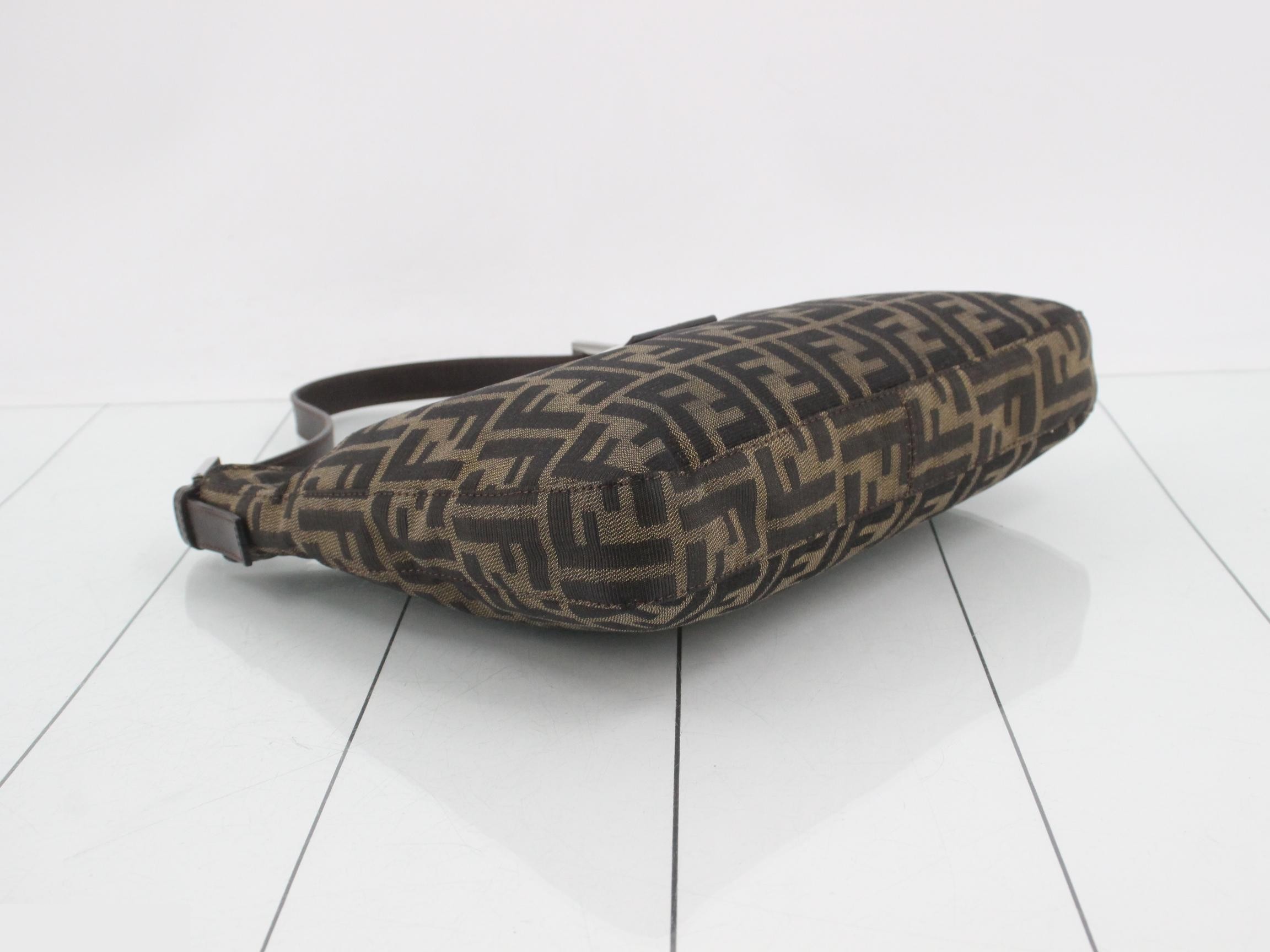 ZUCCA Bucket Hobo, Brown, with storage bag, 29 x 18 x 4 cm — view 5