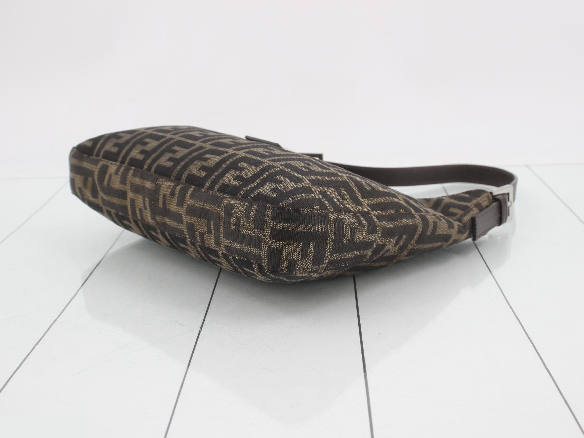 ZUCCA Bucket Hobo, Brown, with storage bag, 29 x 18 x 4 cm — view 6
