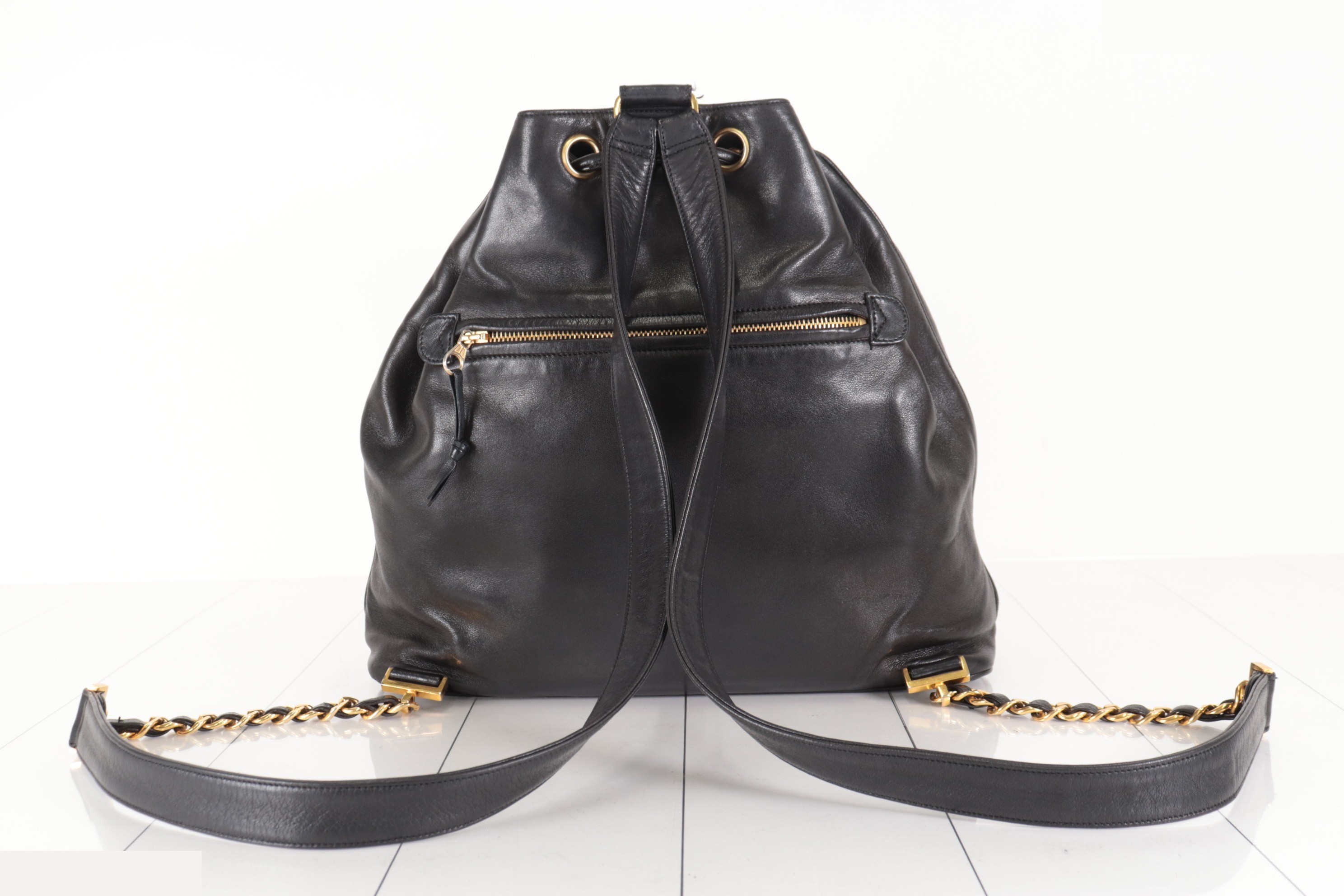 DecaCoco Lamb Drawstring Bag Chain Backpack - Unit #3 — view 2