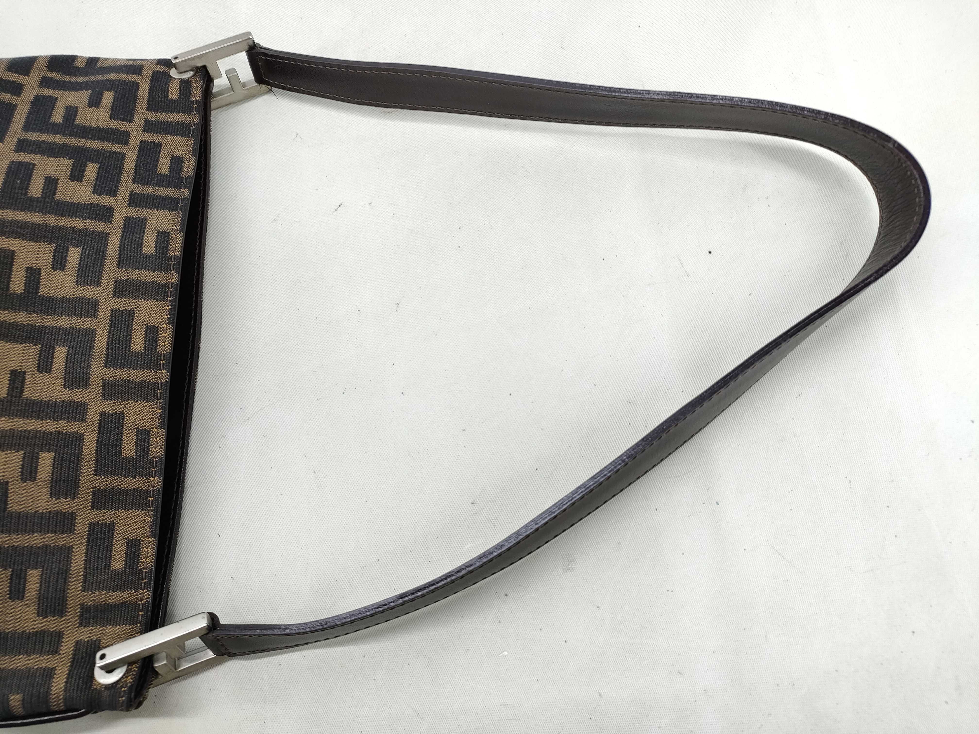 Zucca pattern Fendi shoulder bag, scuffed shoulder bag — view 5
