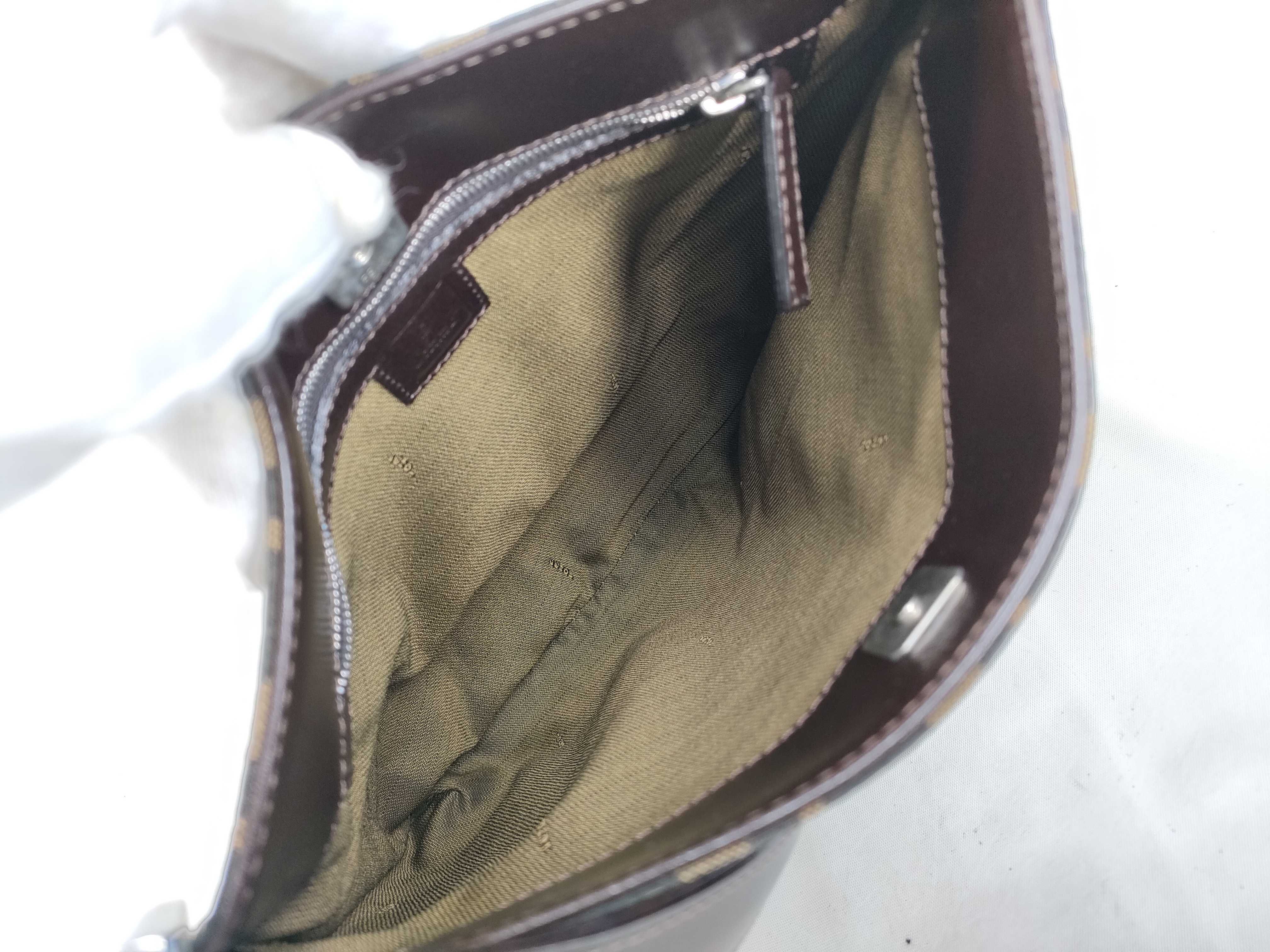 Zucca pattern Fendi shoulder bag, scuffed shoulder bag — view 8