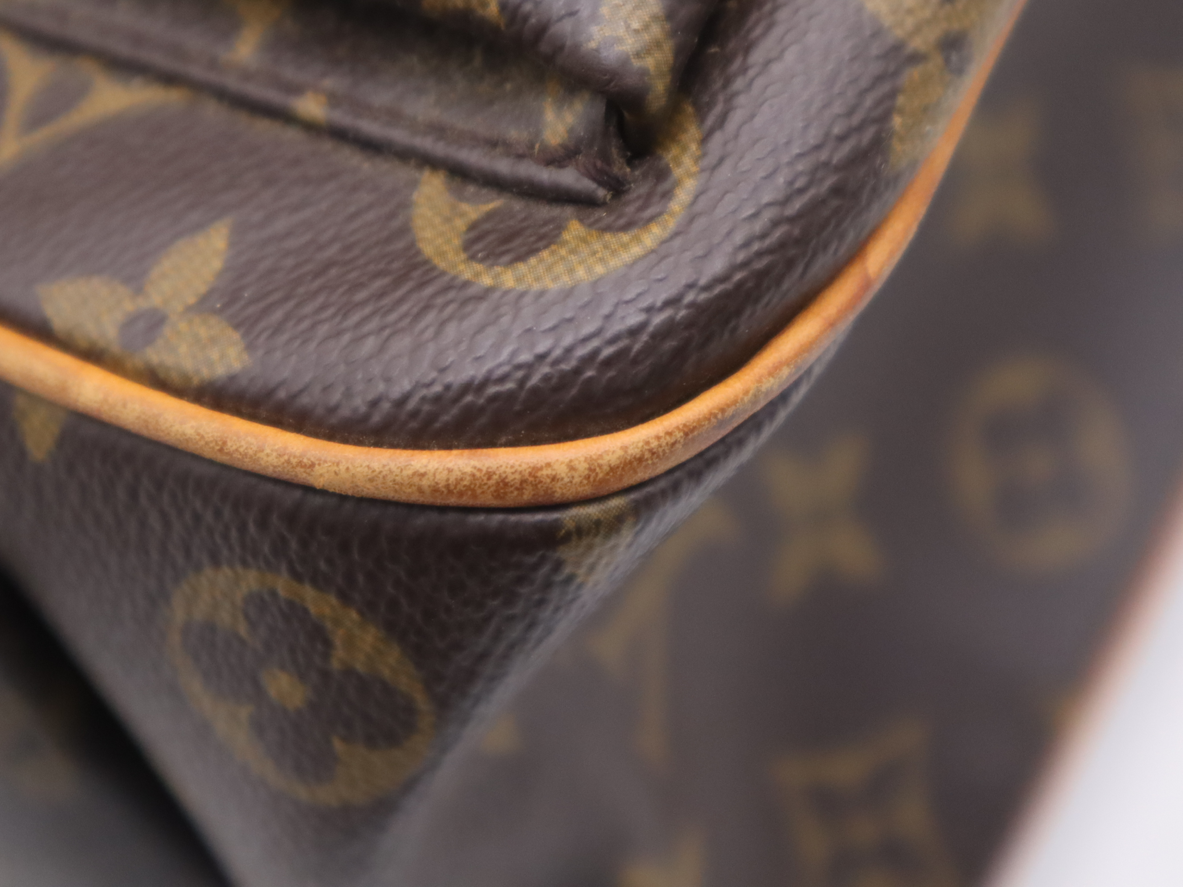 M51162 Monogram Multipli Cité Handbag — view 11