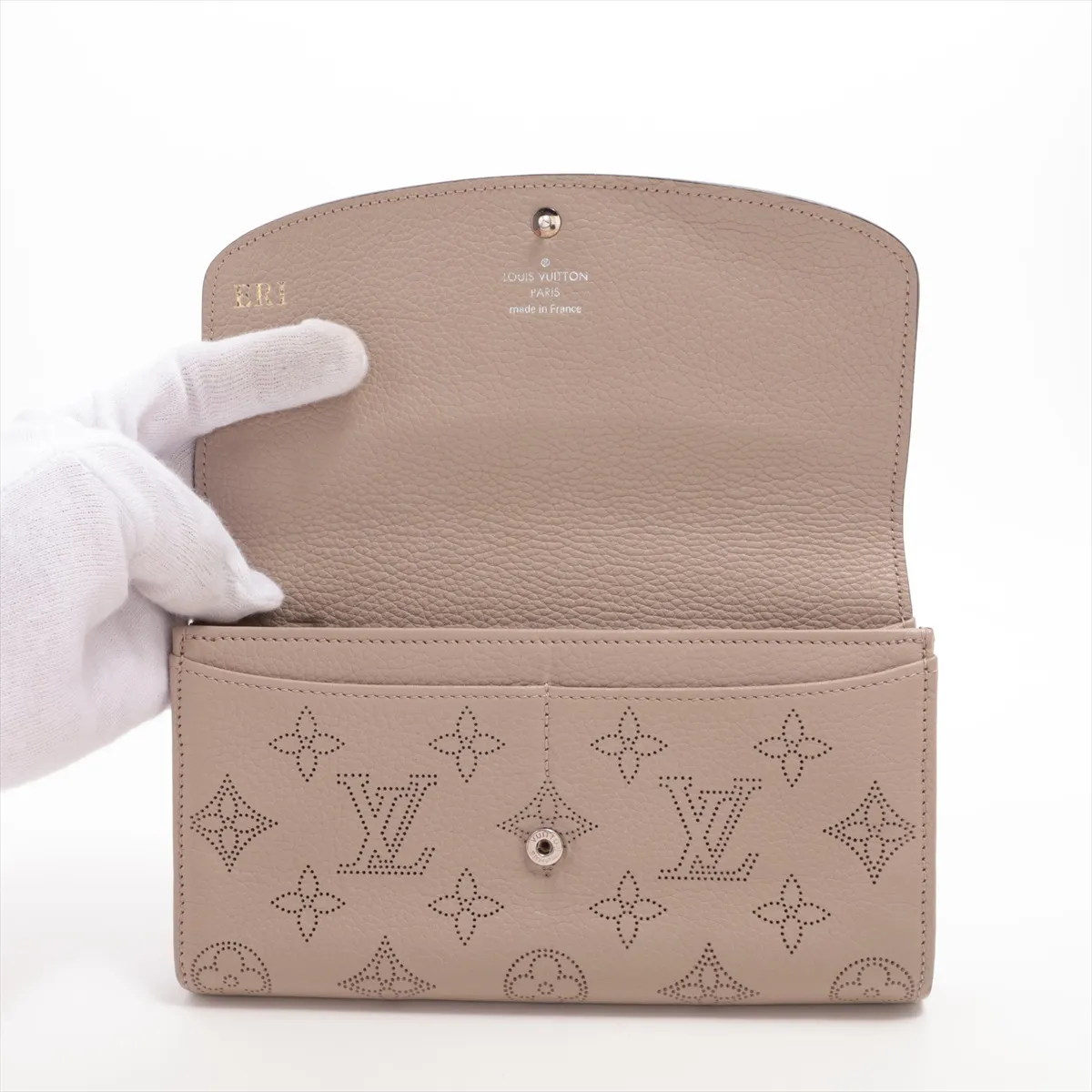 Mahina Portefeuille Iris M60144 TN2155 Galet Long Wallet with Initials — view 3