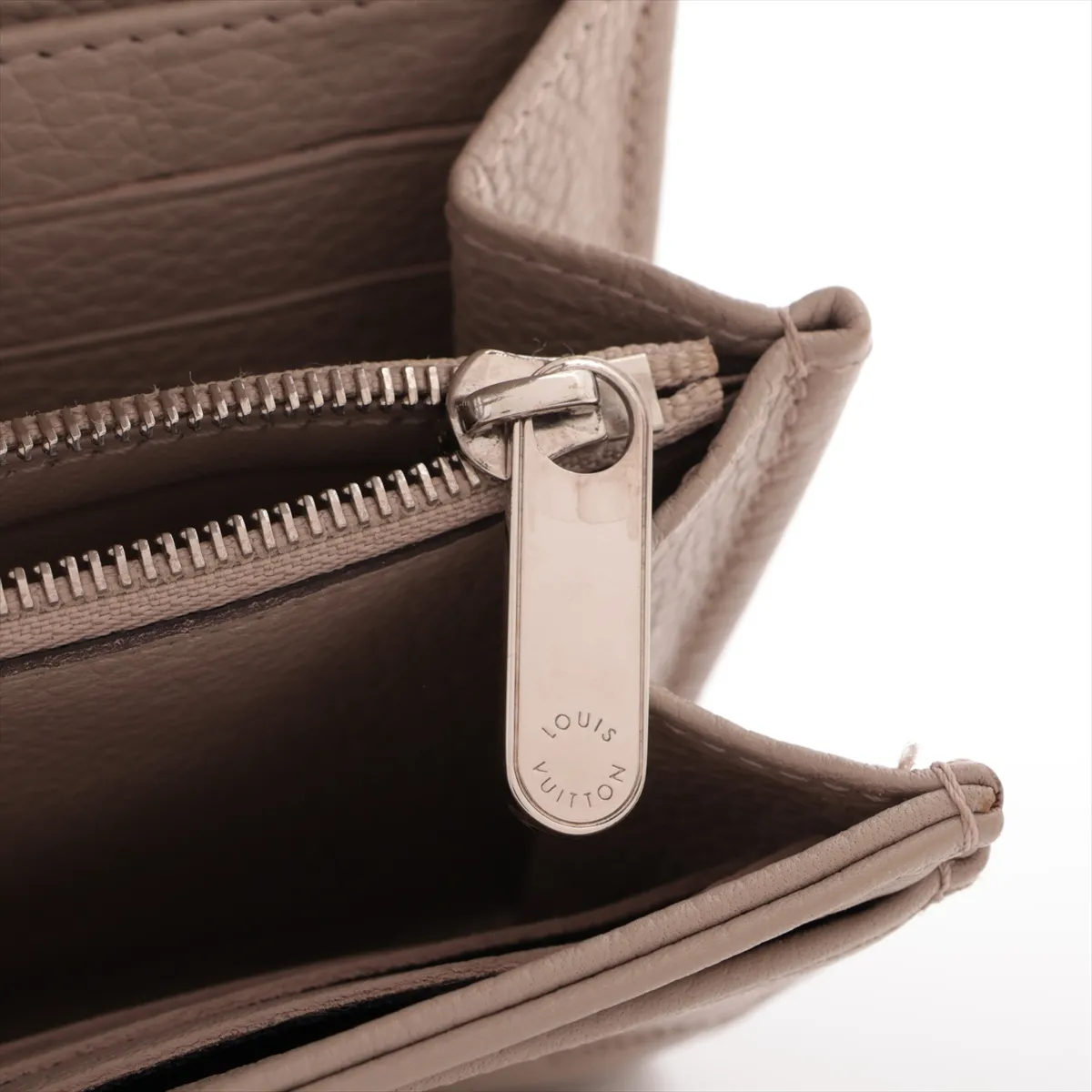 Mahina Portefeuille Iris M60144 TN2155 Galet Long Wallet with Initials — view 9