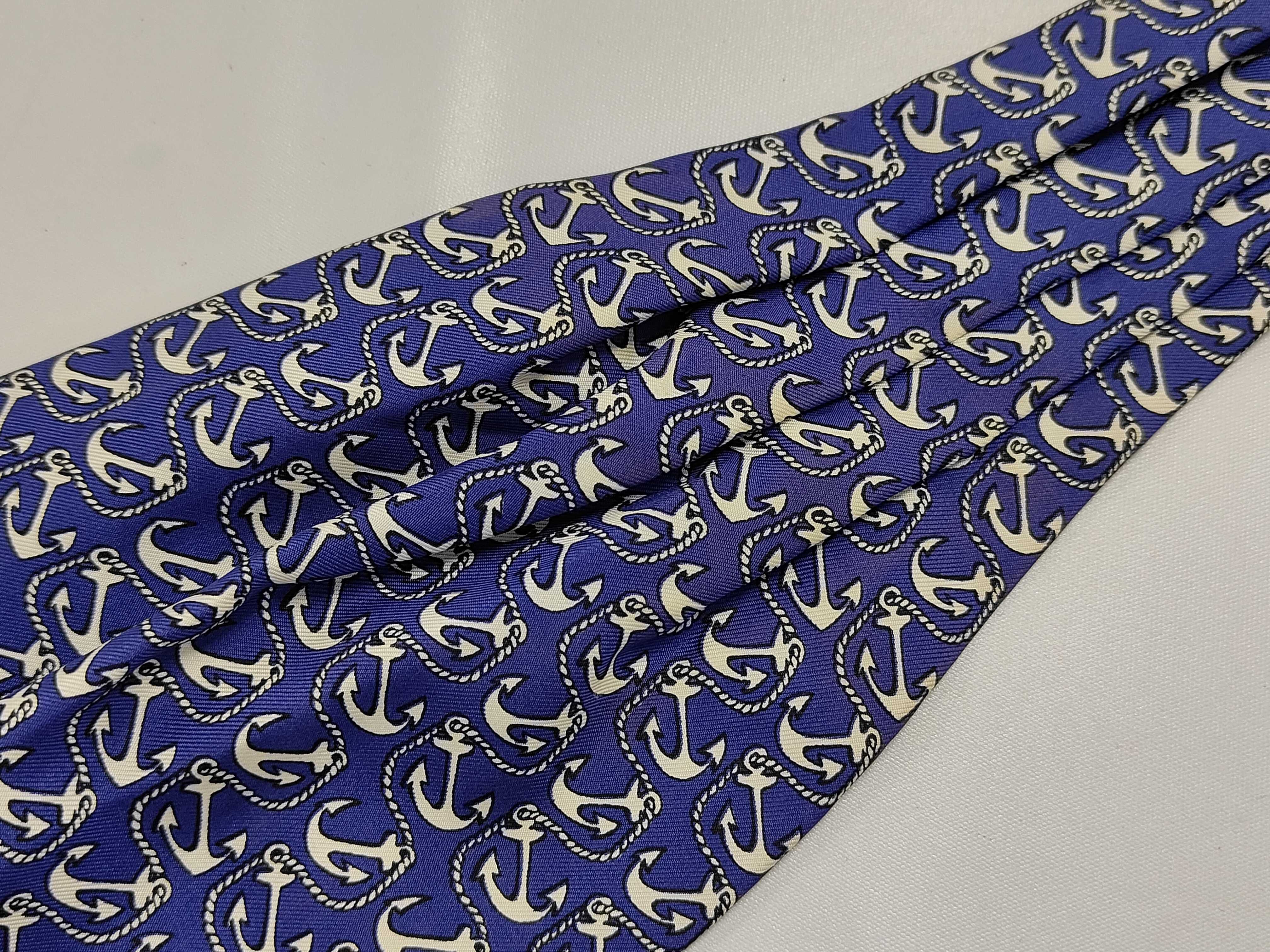 Silk Ascot Tie and other accessories — view 6