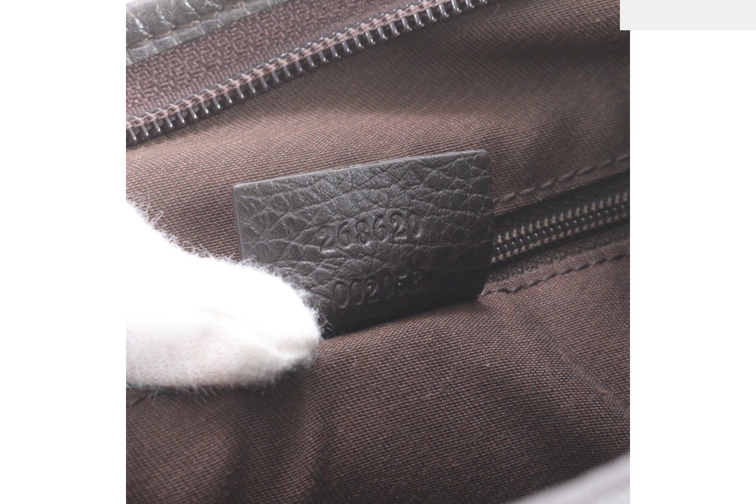 GG Nylon 268620 Leather Shoulder Bag — view 9