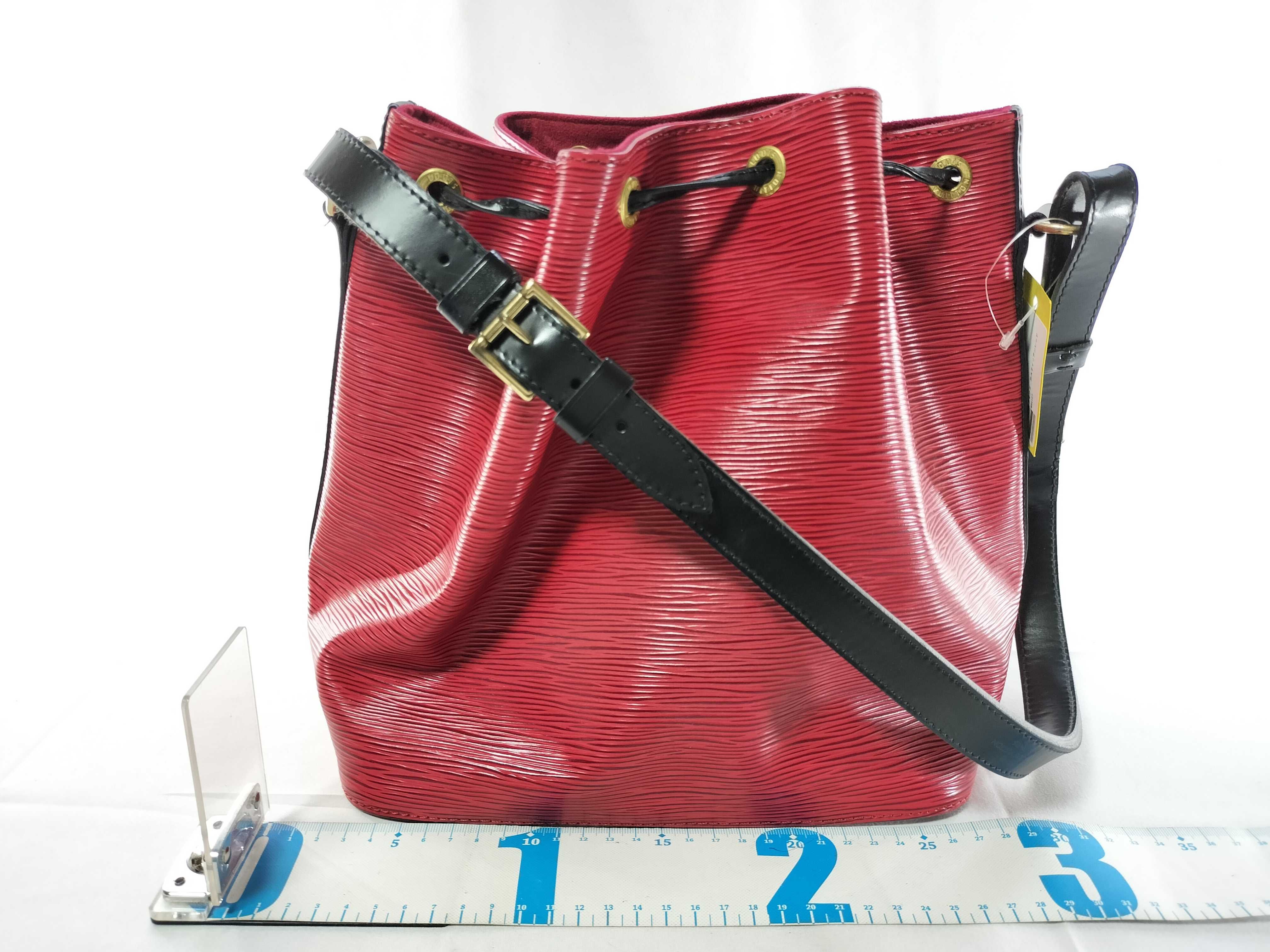 Epi Petit Noé Castilian Red Shoulder Bag — view 2
