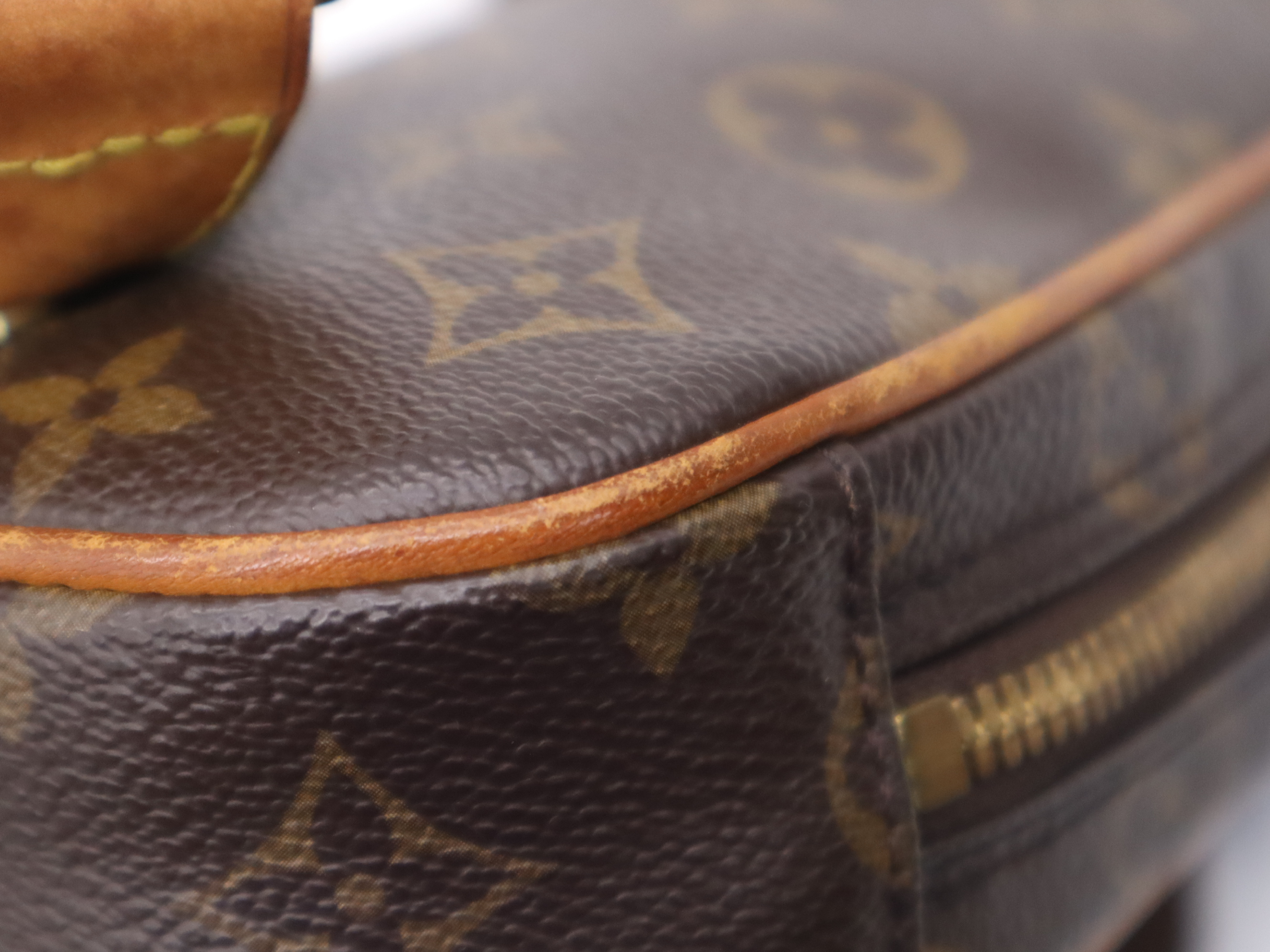 M51870 Monogram Pochette Gange Shoulder Bag — view 10