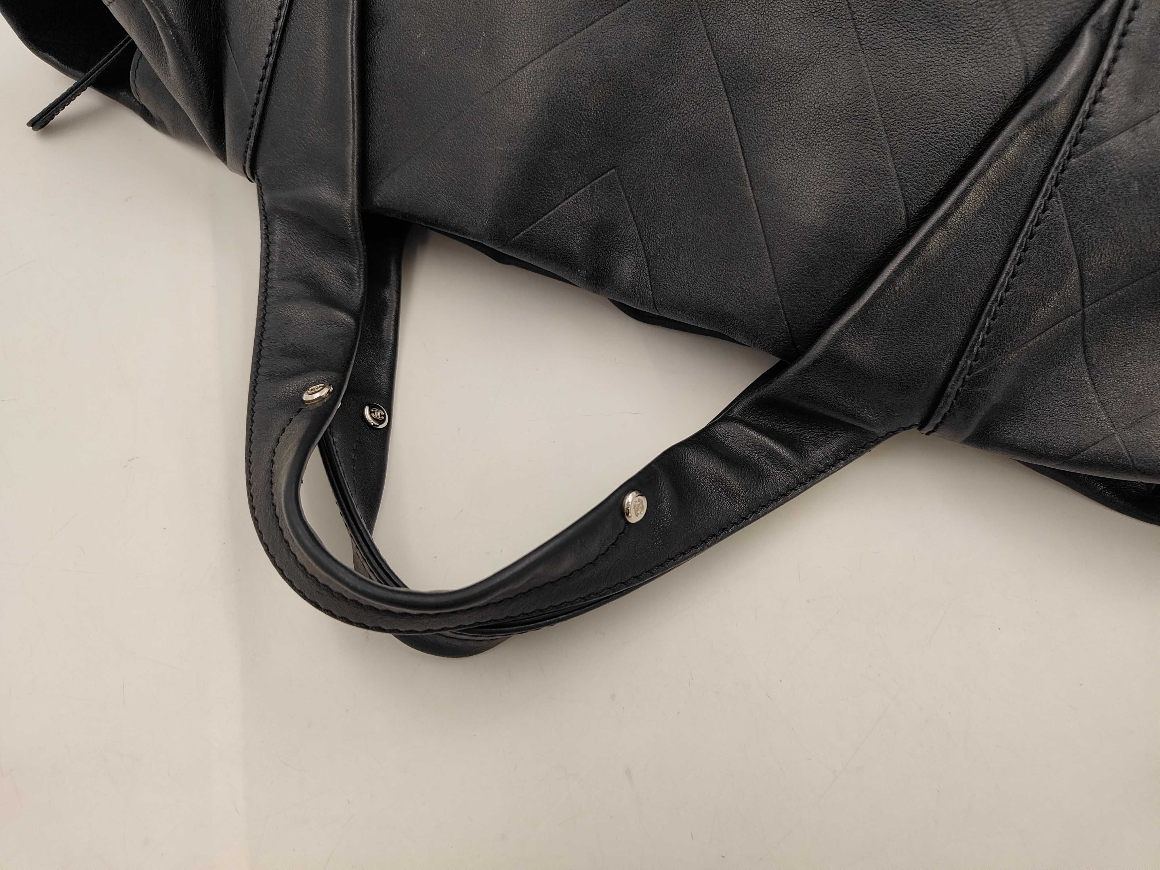 Coco Mark Matelassé Chevron Black Silver Hardware Tote Bag (Serial Number 10) — view 6