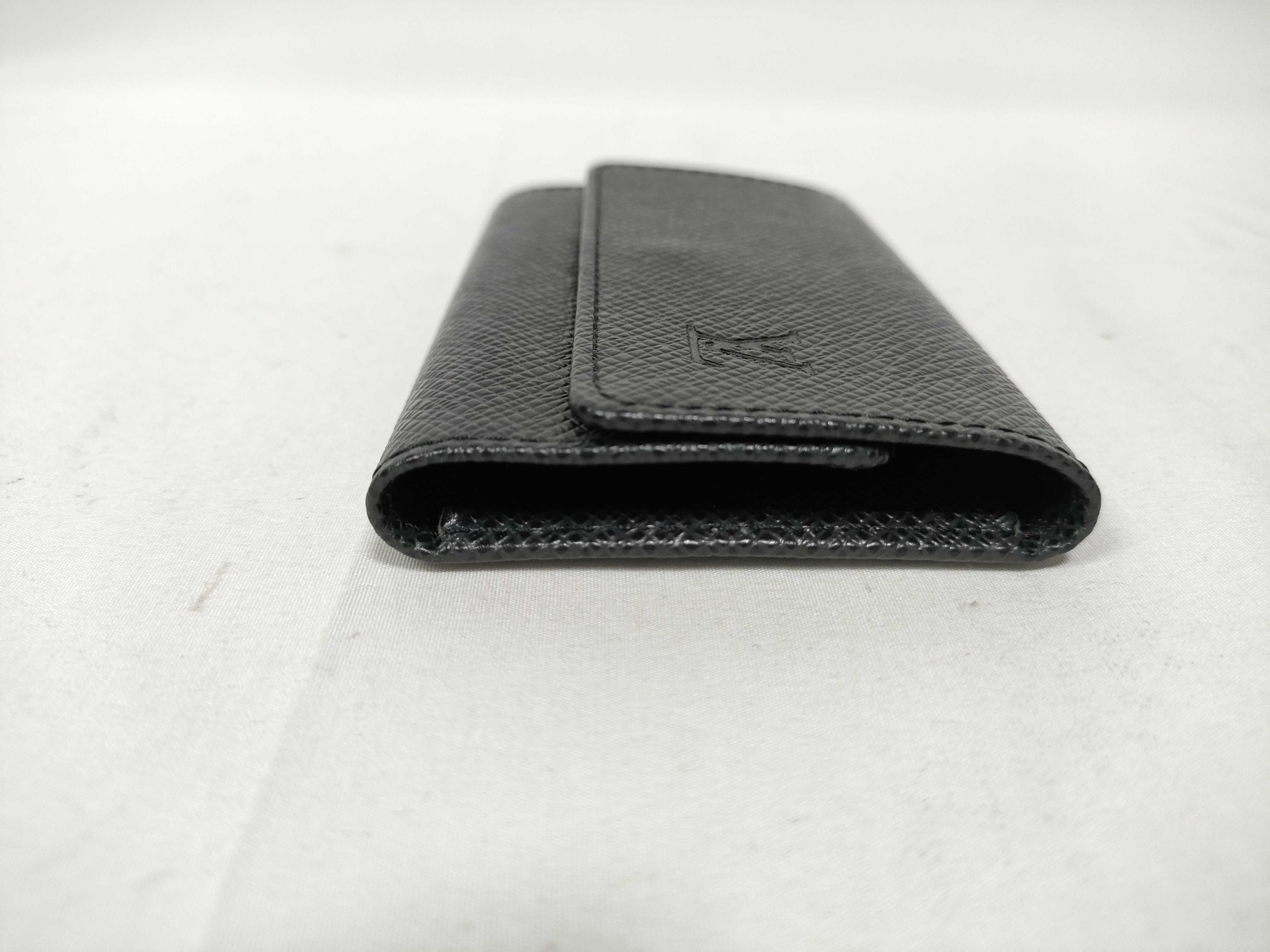 Taiga Multicles 6 M30532 Ardoise Leather Key Case with Tag Key Case — view 4