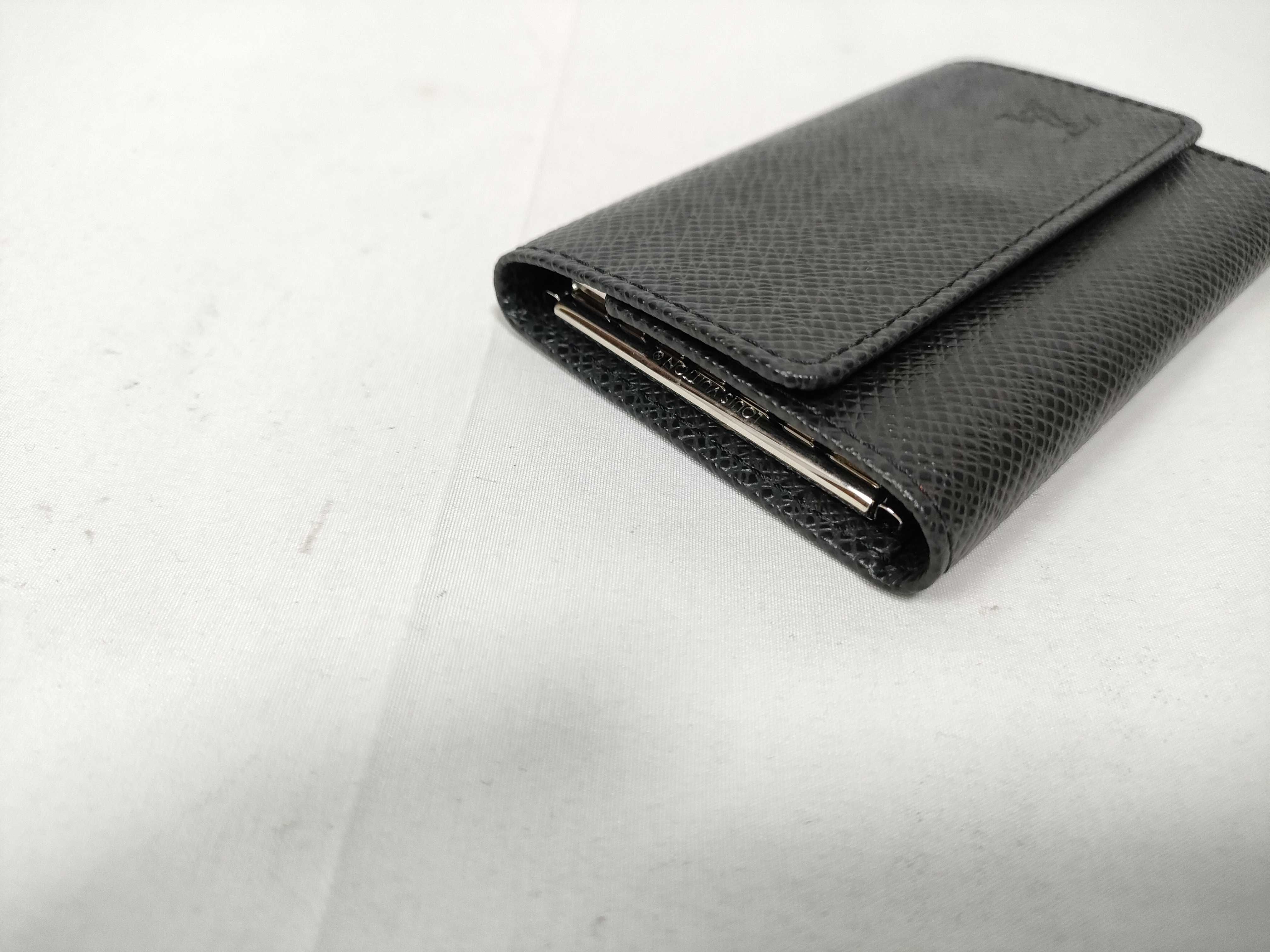 Taiga Multicles 6 M30532 Ardoise Leather Key Case with Tag Key Case — view 6