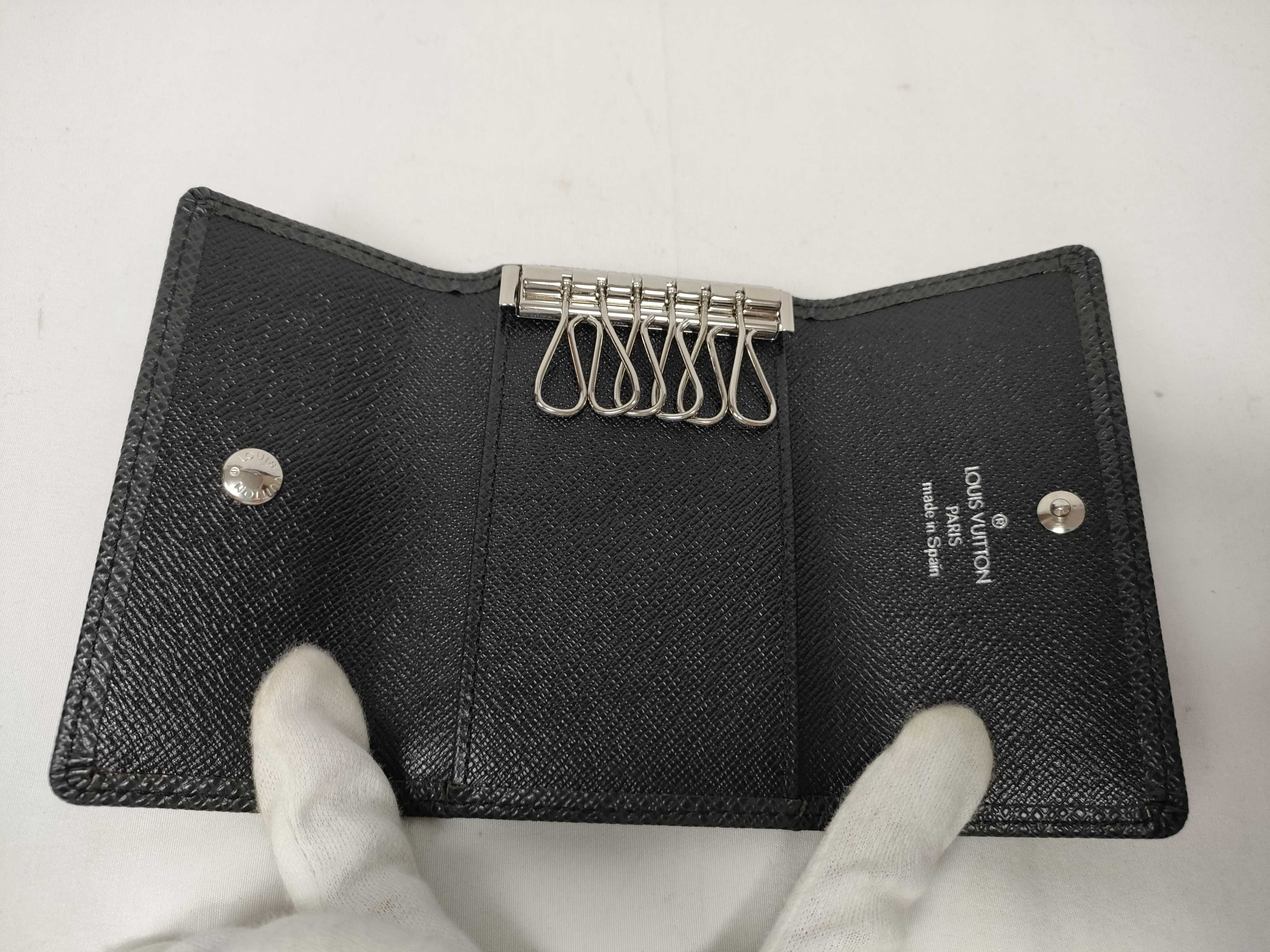 Taiga Multicles 6 M30532 Ardoise Leather Key Case with Tag Key Case — view 8