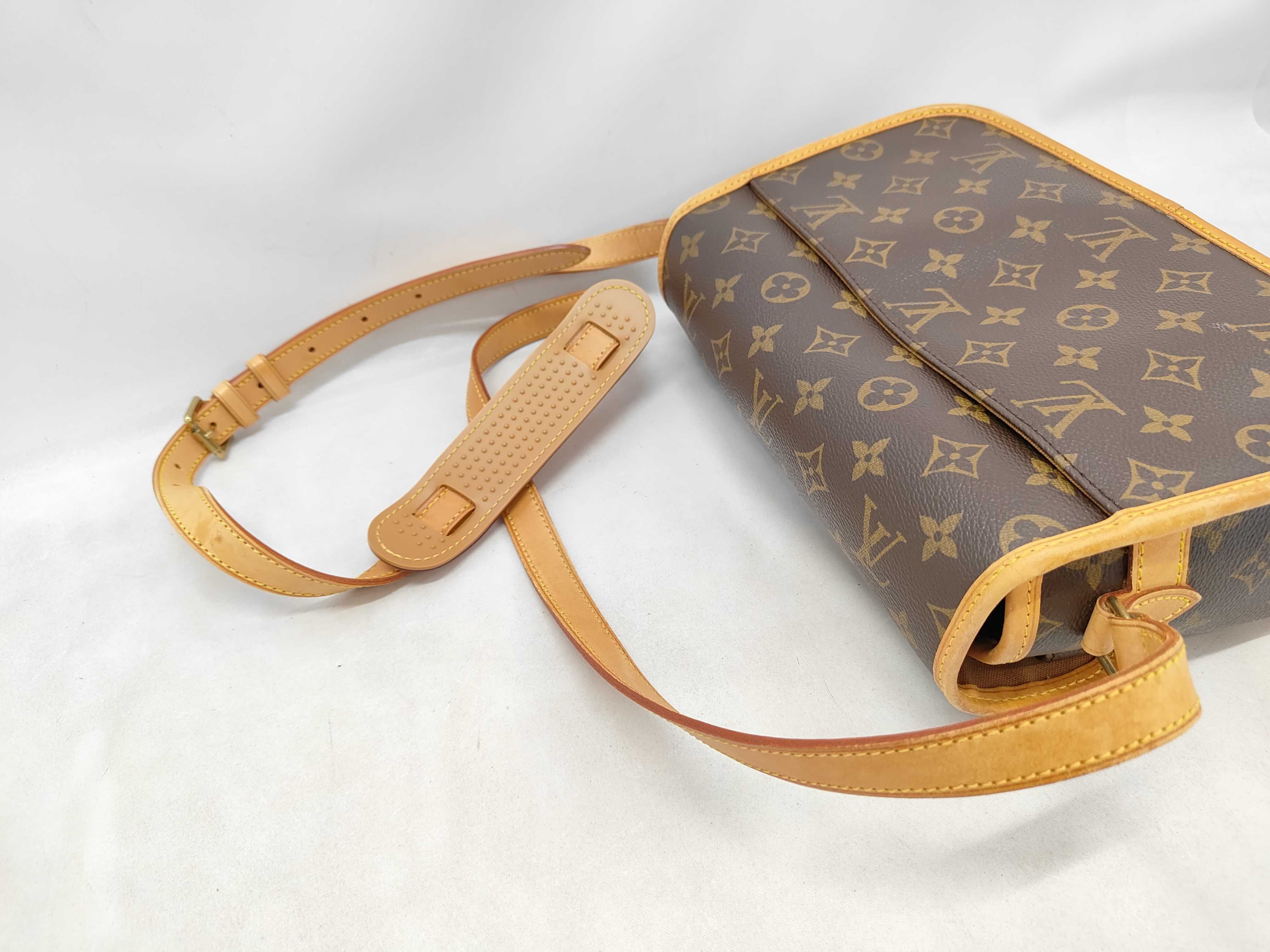 Sologne Monogram M42250 Shoulder Bag — view 5