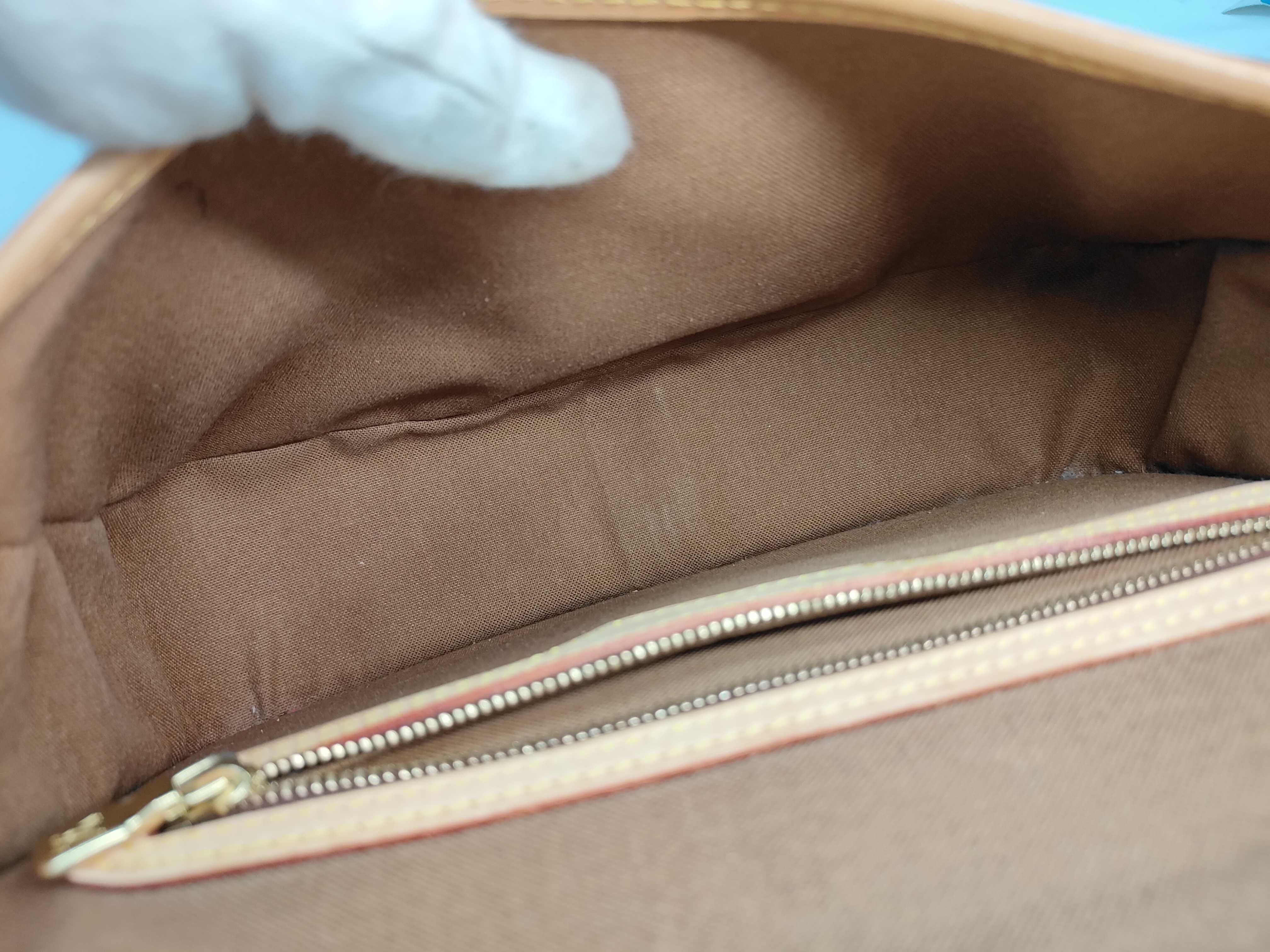 Sologne Monogram M42250 Shoulder Bag — view 9