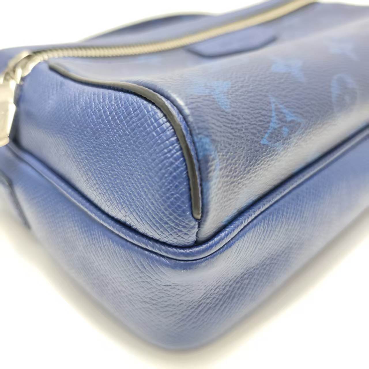 【*Shipped from: China*】LOUIS VUITTON Outdoor Leather Shoulder Bag — view 5