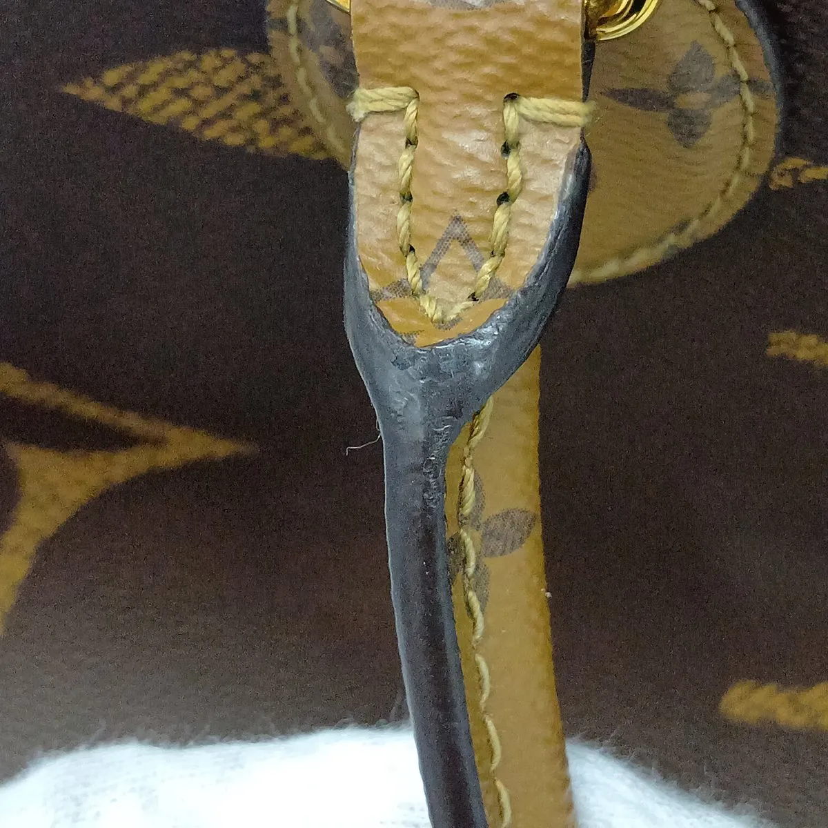 Giant Monogram Reverse OnTheGo MM M45321 AR0281 Brown (RFID detected) — view 12