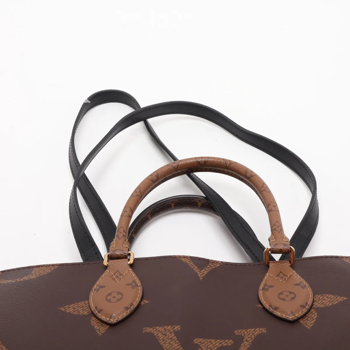 Giant Monogram Reverse OnTheGo MM M45321 AR0281 Brown (RFID detected) — view 6