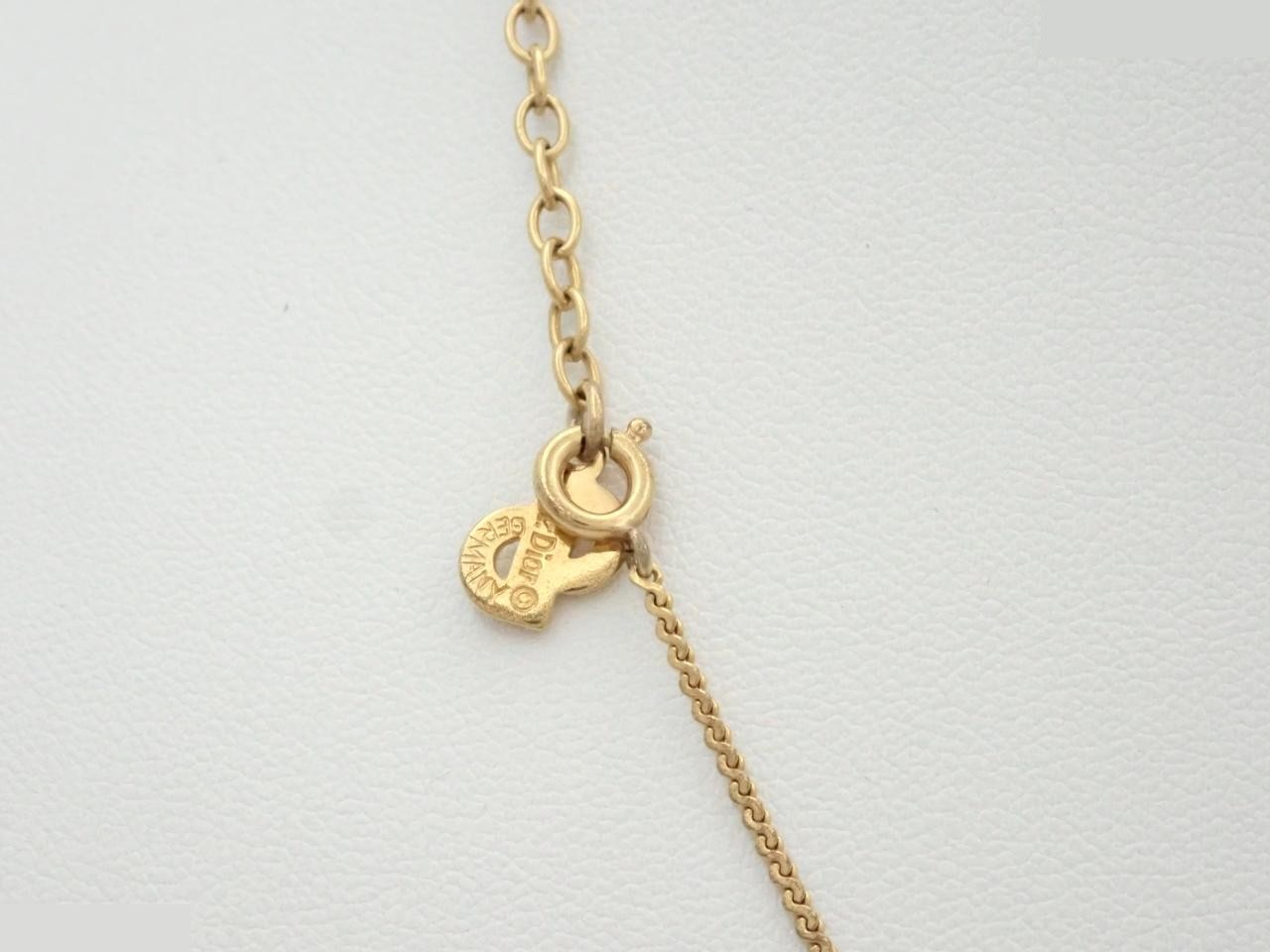 Other lines: Precious metal necklaces and pendants, chain approximately 44cm. — view 2