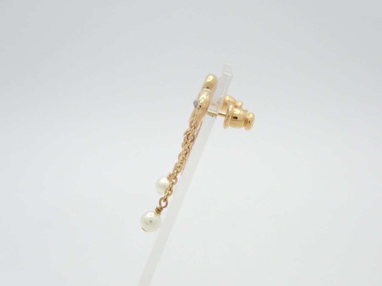 Gold earrings — view 3