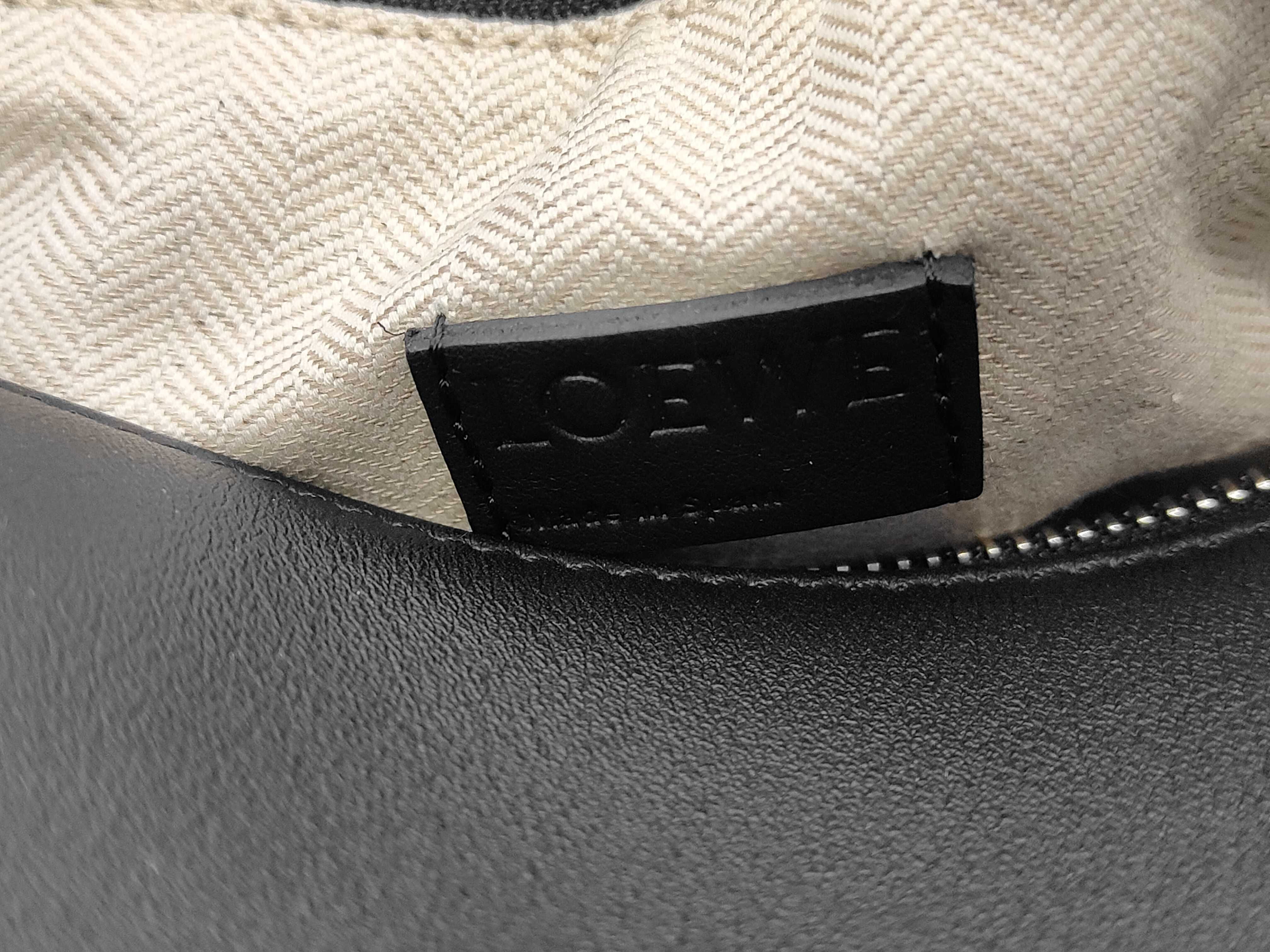 Puzzle Bag Medium Black Shoulder Bag — view 10