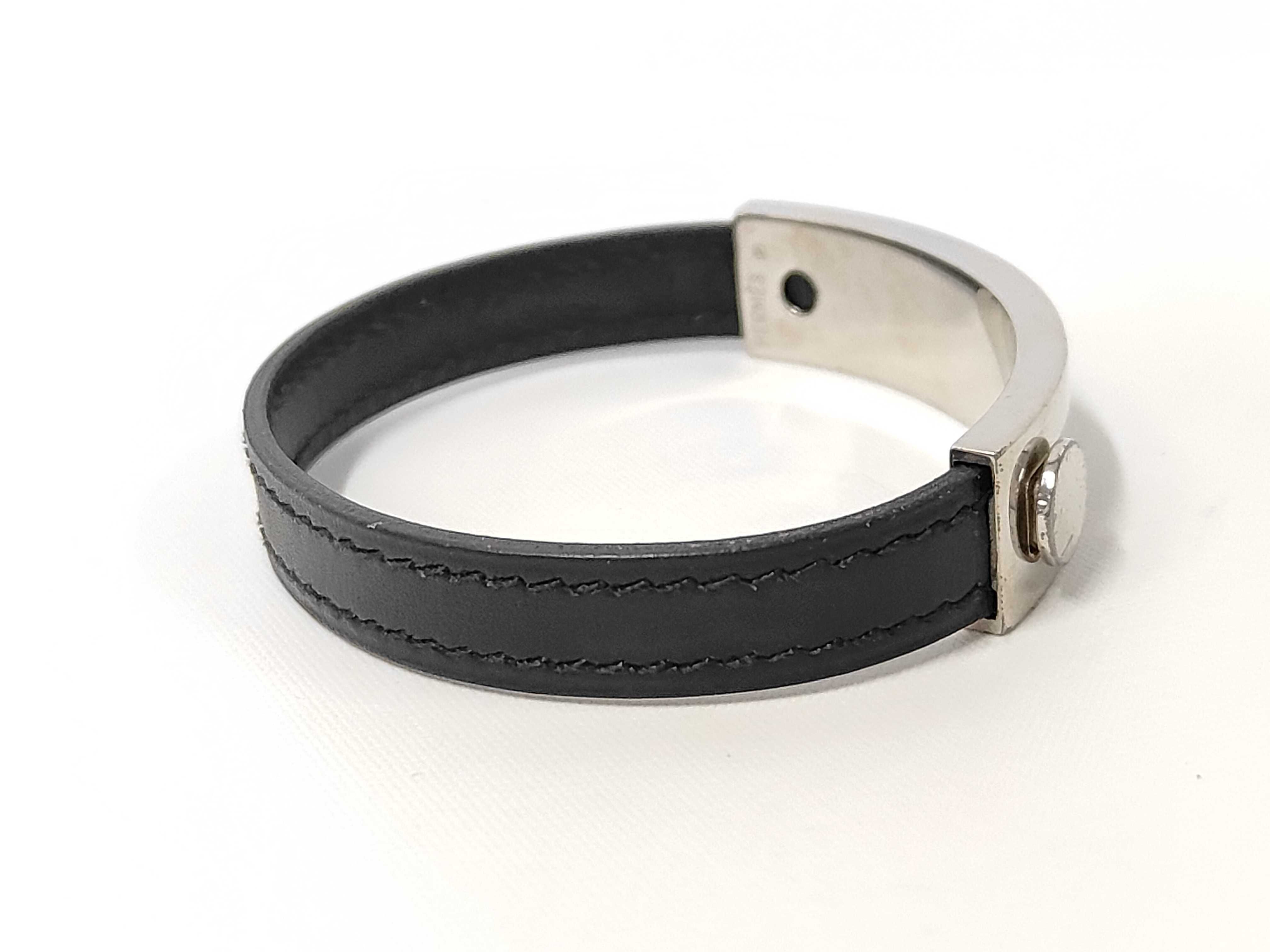 Puspus Bracelet F Stamp Bracelet/Bangle — view 3